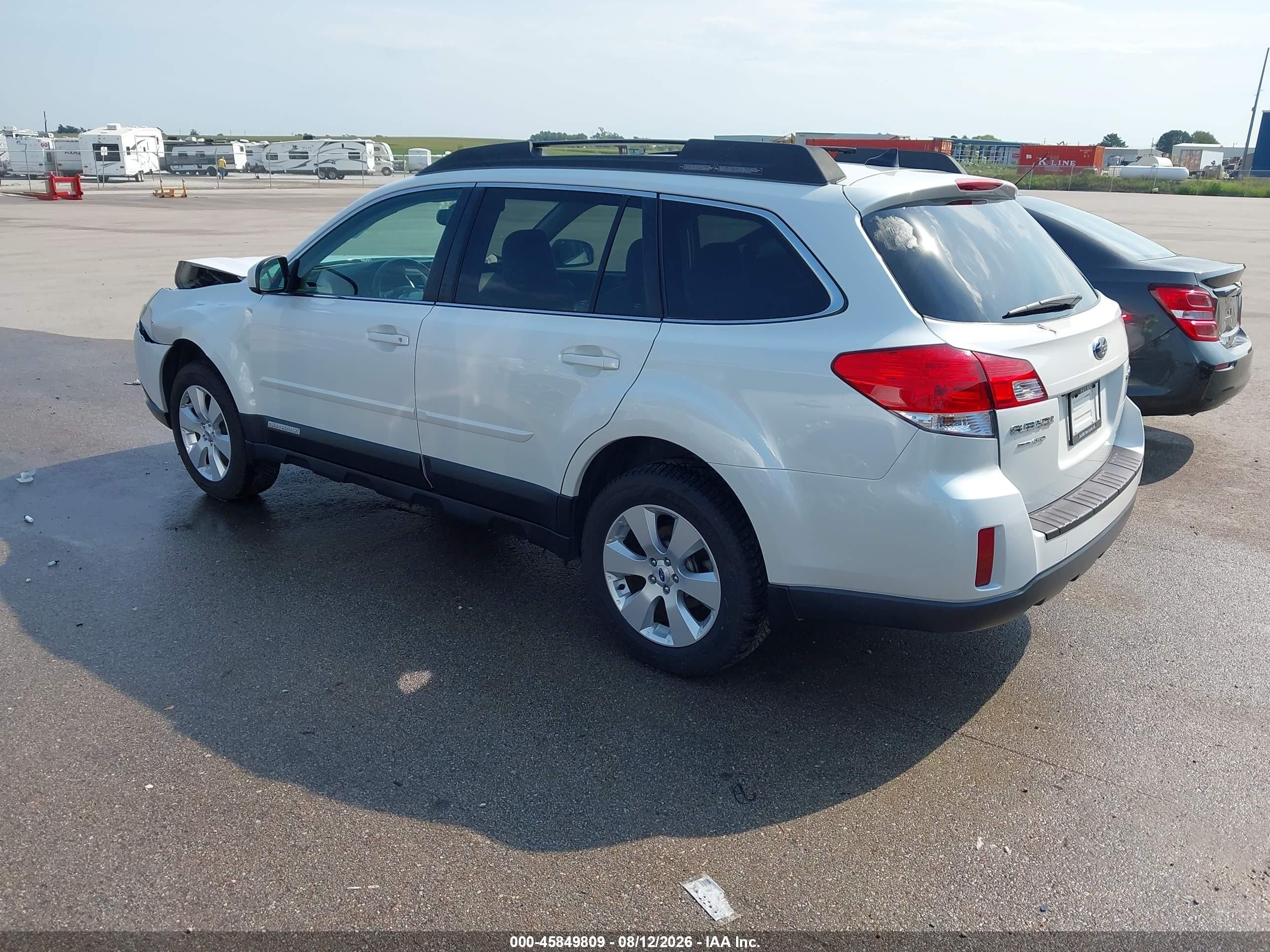2012 Subaru Outback 2.5i Limited White vin: 4S4BRCLCXC3249717
