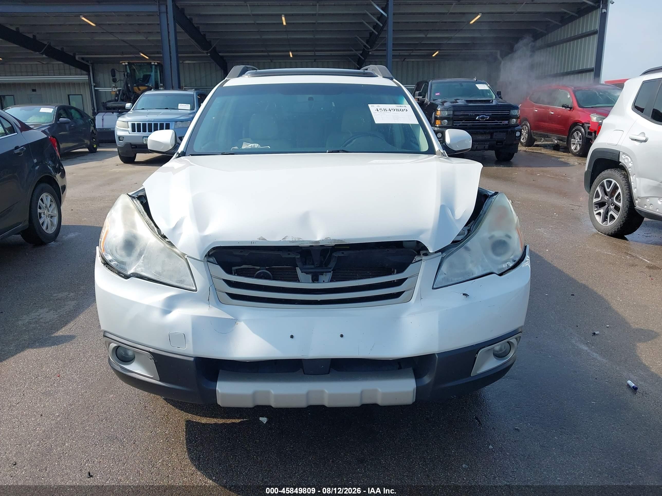 2012 Subaru Outback 2.5i Limited White vin: 4S4BRCLCXC3249717