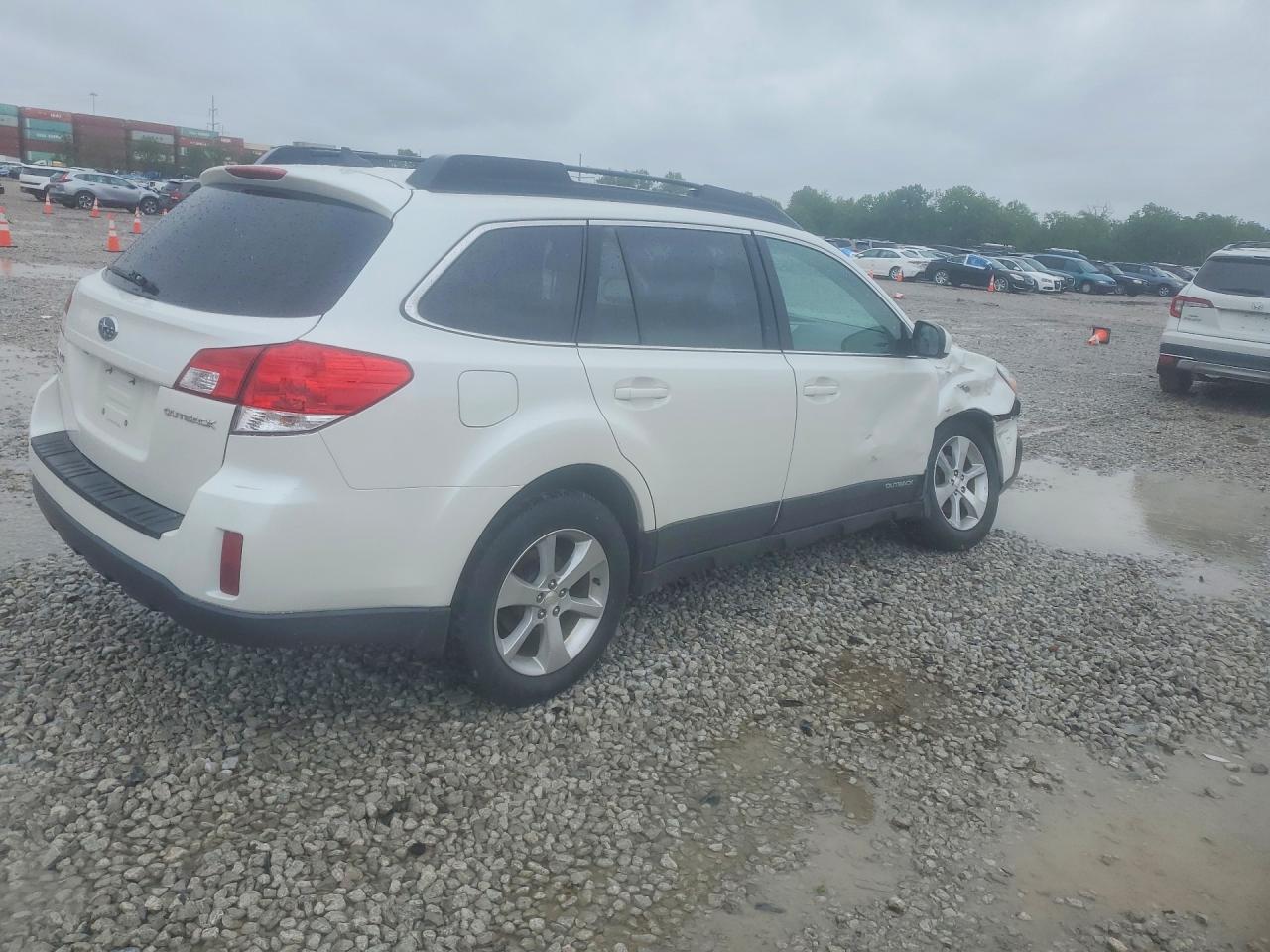 2014 Subaru Outback 2.5i Limited White vin: 4S4BRCLCXE3294272