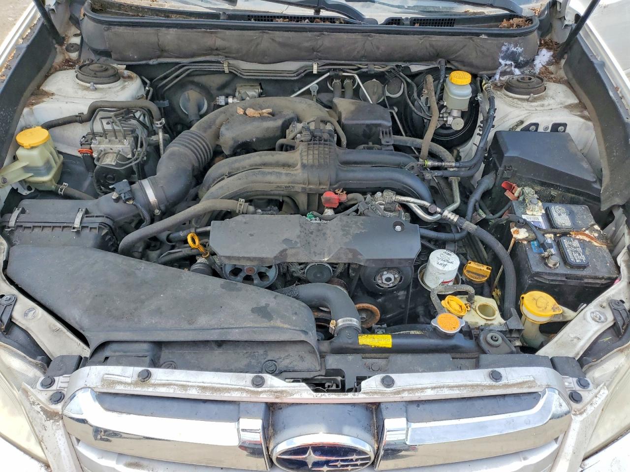 2014 Subaru Outback 2.5i Limited Белый vin: 4S4BRCMC1E3326010