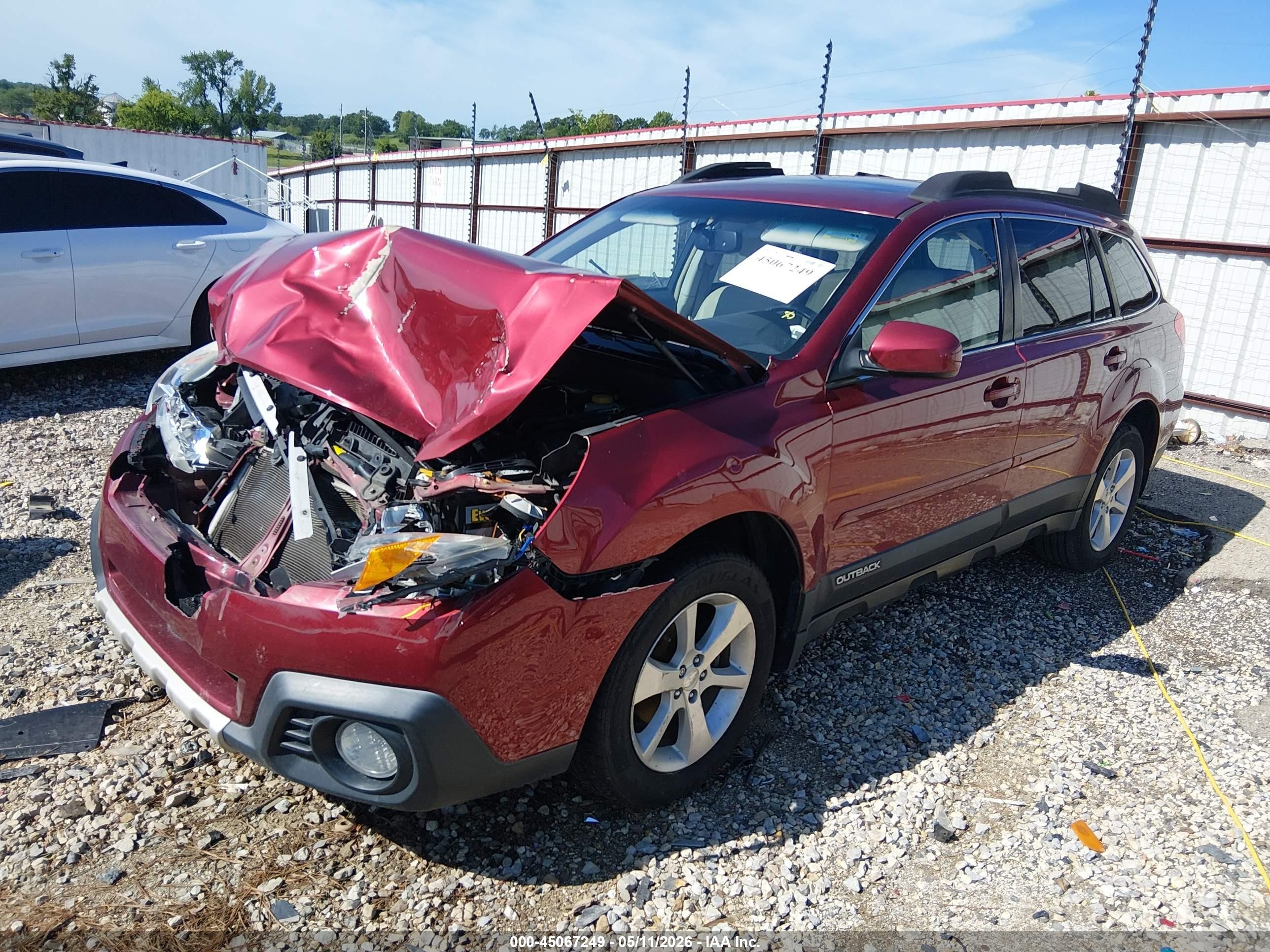 2014 Subaru Outback 2.5i Limited Red vin: 4S4BRCMC3E3230301