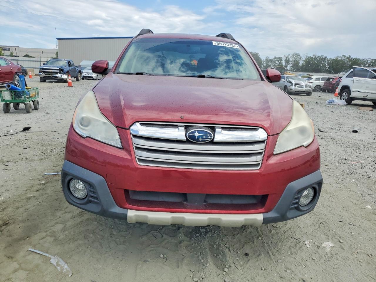2014 Subaru Outback 2.5i Limited Red vin: 4S4BRCMCXE3303096