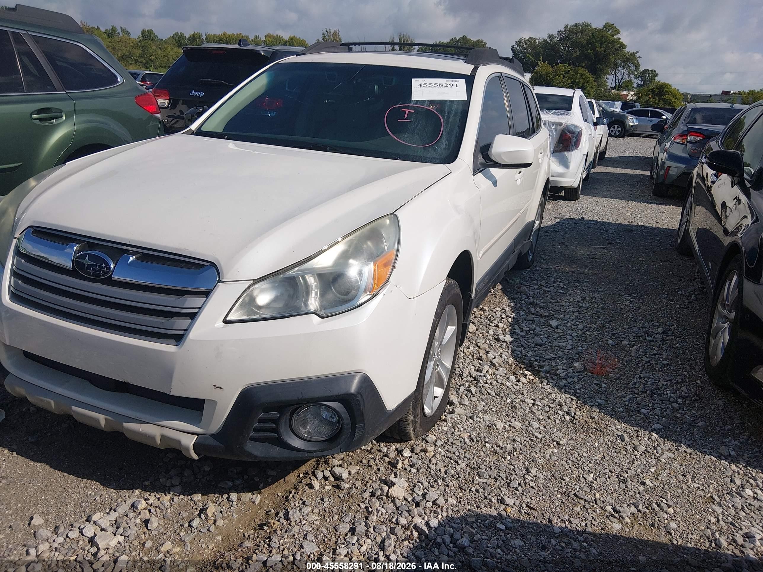 2014 Subaru Outback 2.5i Limited White vin: 4S4BRCNC4E3296239
