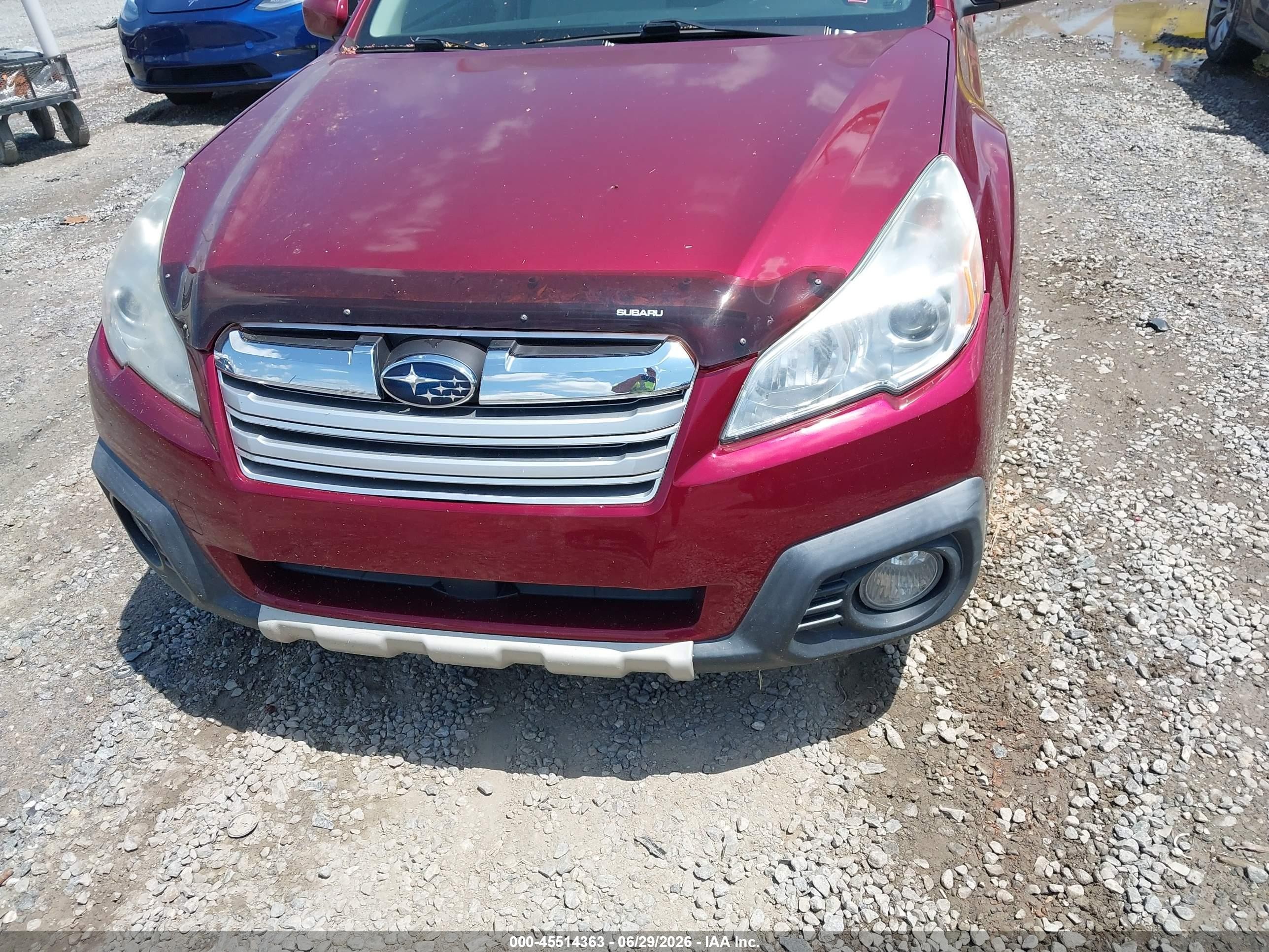 2013 Subaru Outback 2.5i Limited Red vin: 4S4BRCPC8D3284459