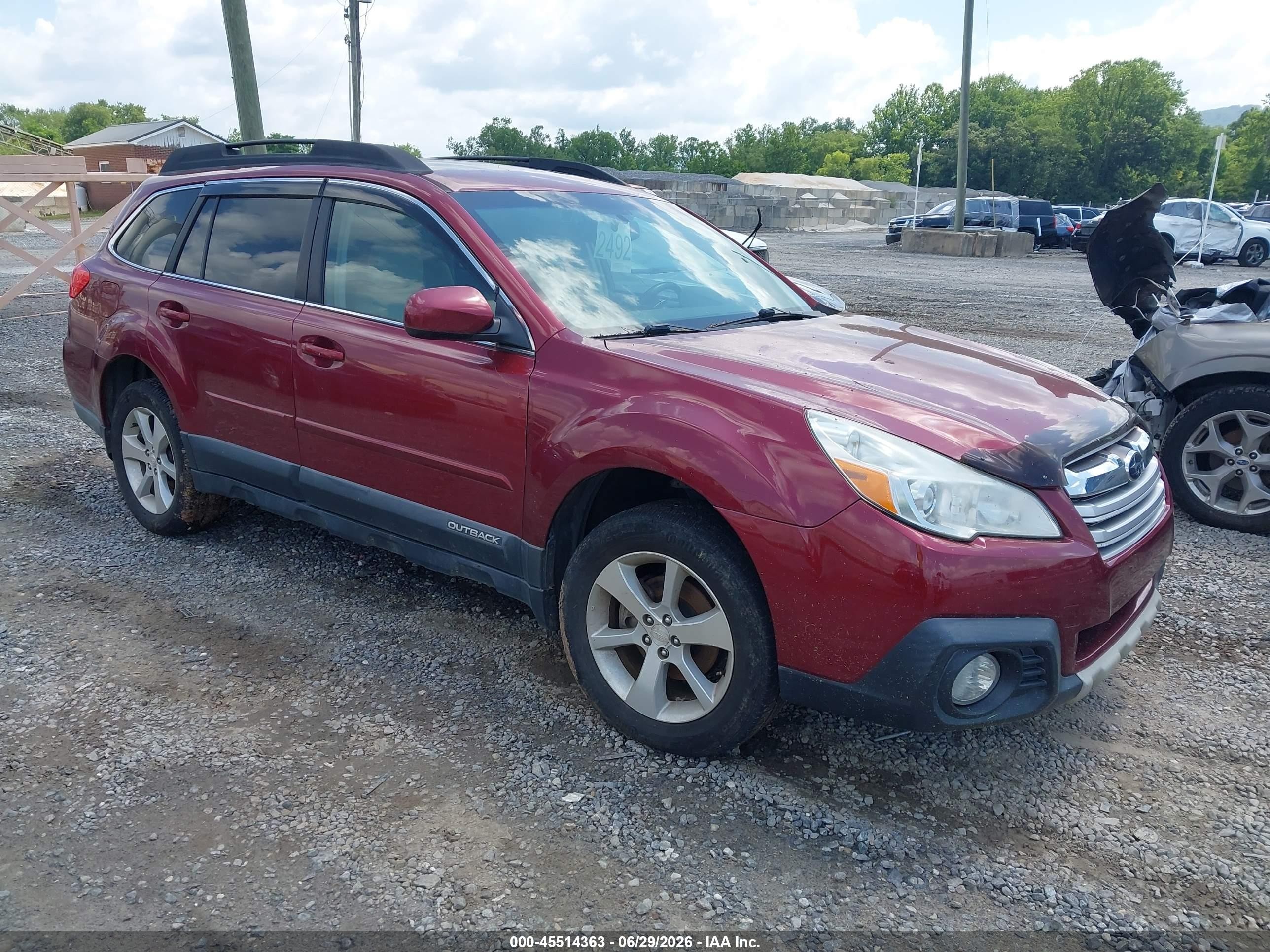 2013 Subaru Outback 2.5i Limited Red vin: 4S4BRCPC8D3284459