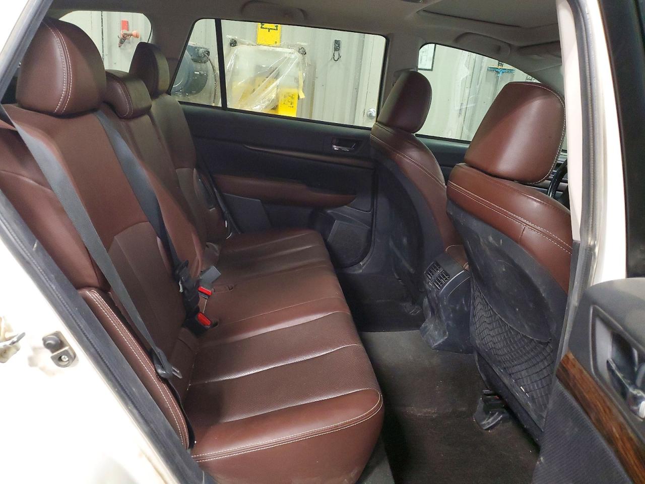 2014 Subaru Outback 2.5i Limited Белый vin: 4S4BRCPC8E3252841