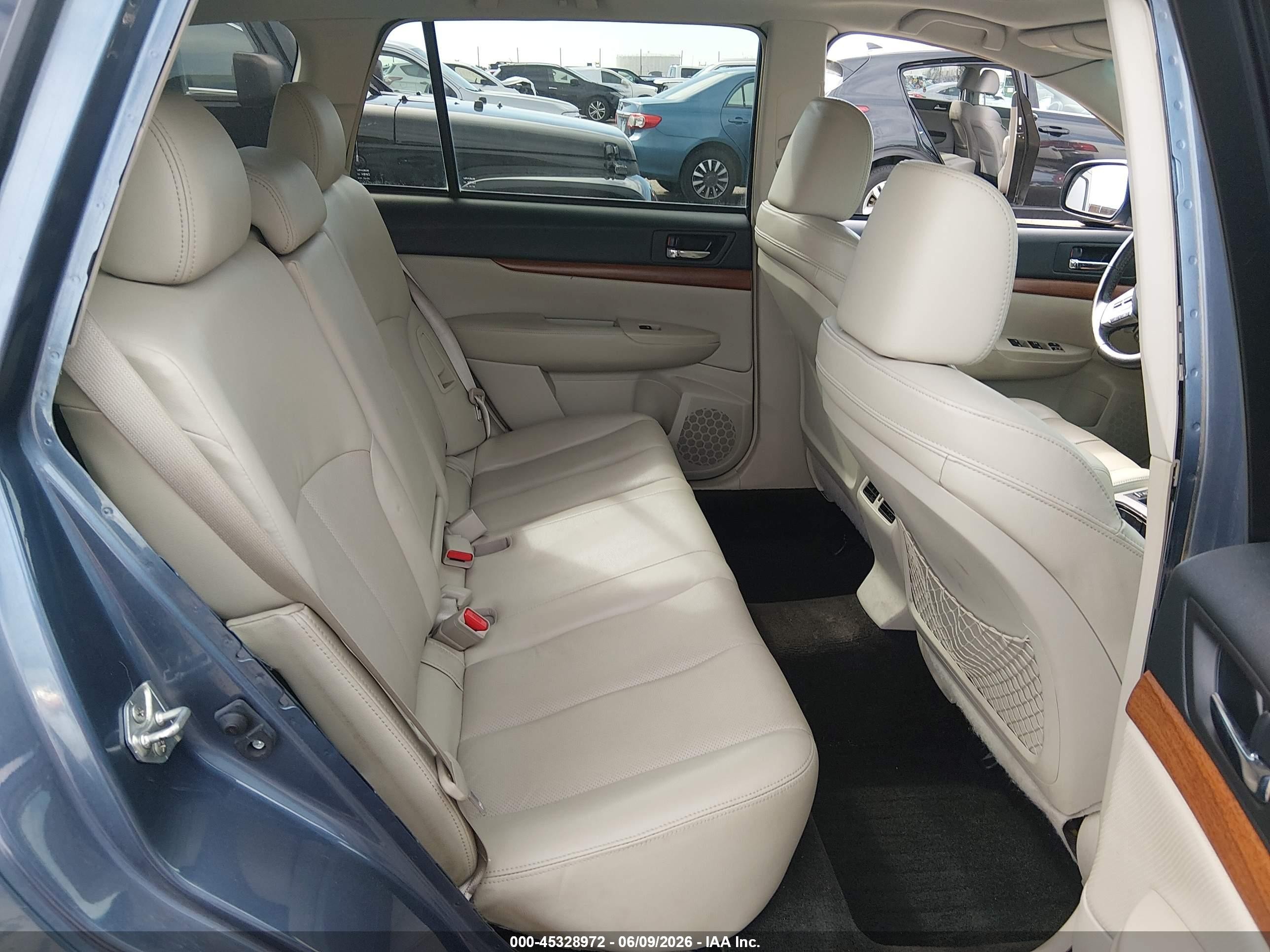 2013 Subaru Outback 2.5i Limited Blue vin: 4S4BRCPC9D3310177