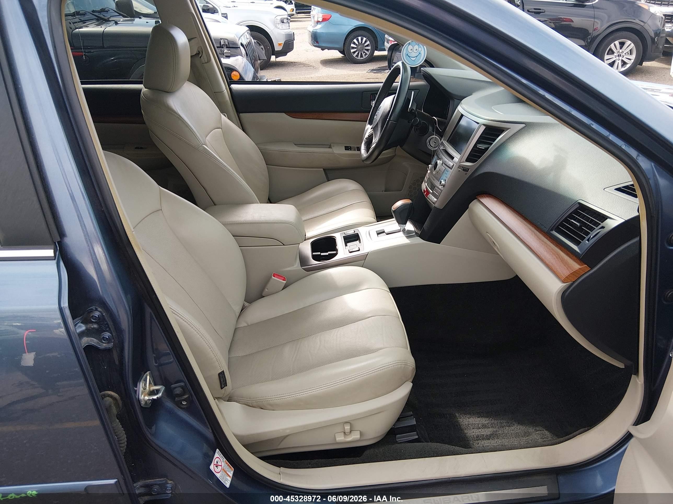 2013 Subaru Outback 2.5i Limited Blue vin: 4S4BRCPC9D3310177