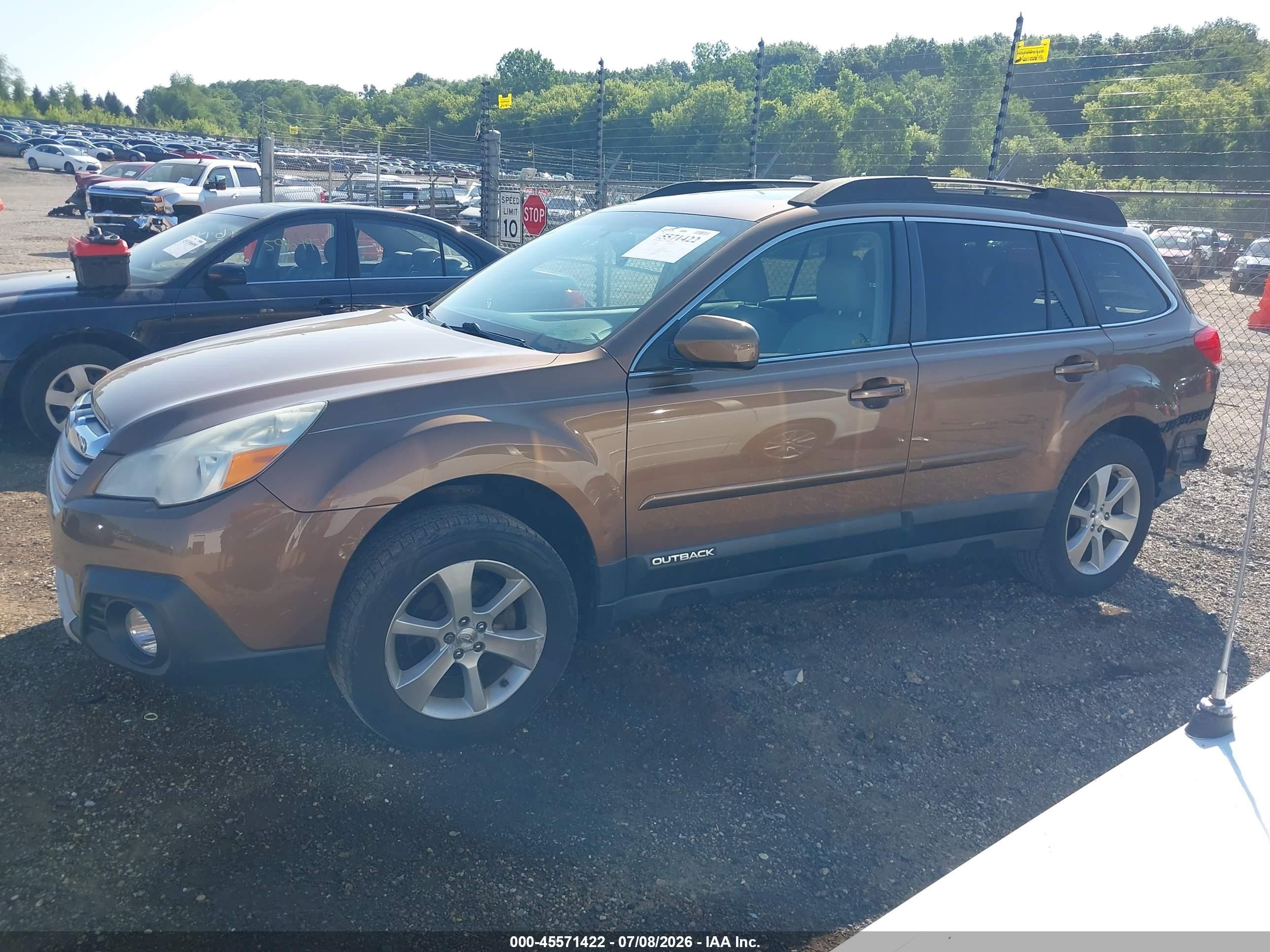 2013 Subaru Outback 2.5i Limited Brown vin: 4S4BRCPCXD3230273