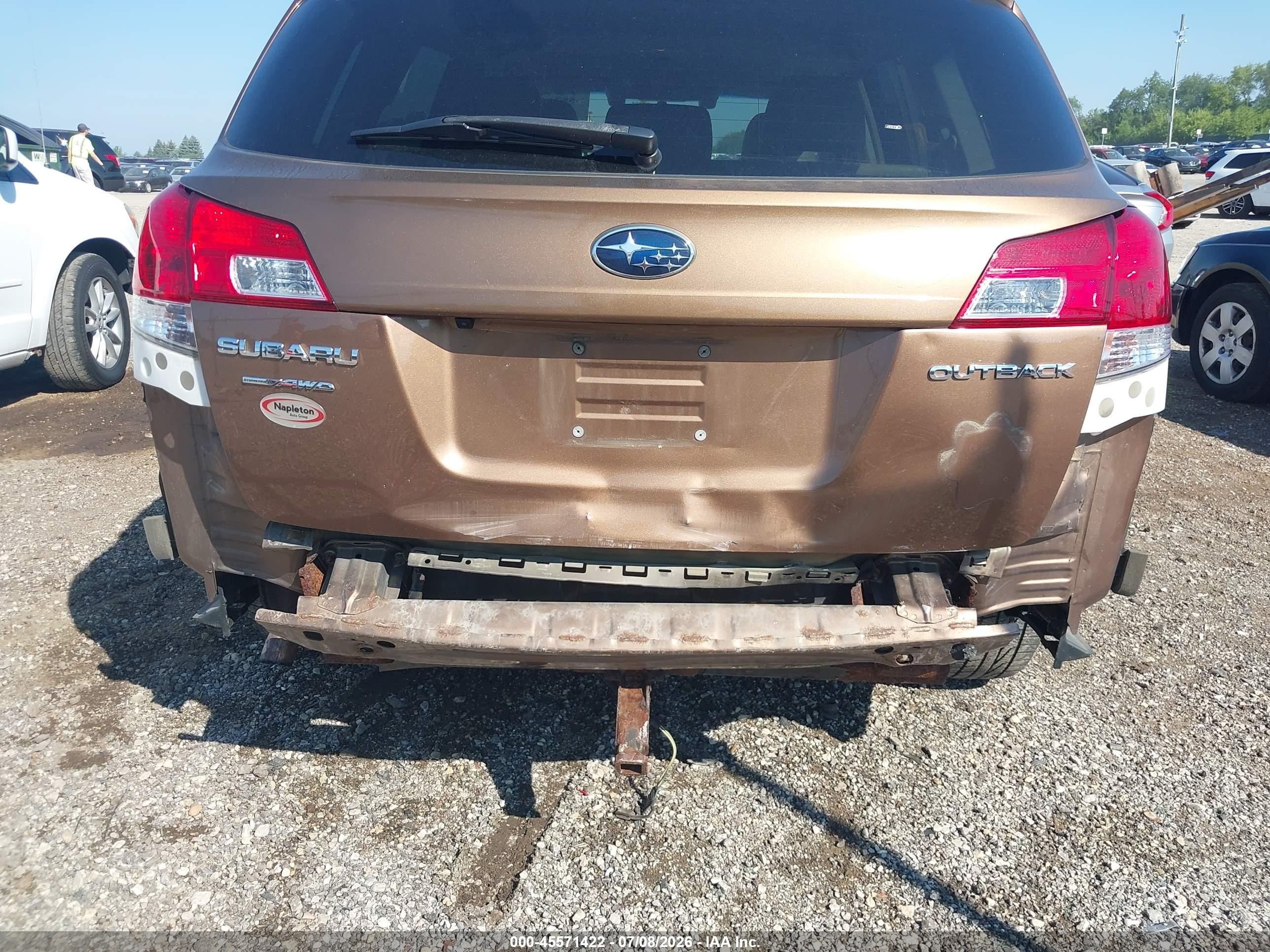 2013 Subaru Outback 2.5i Limited Brown vin: 4S4BRCPCXD3230273