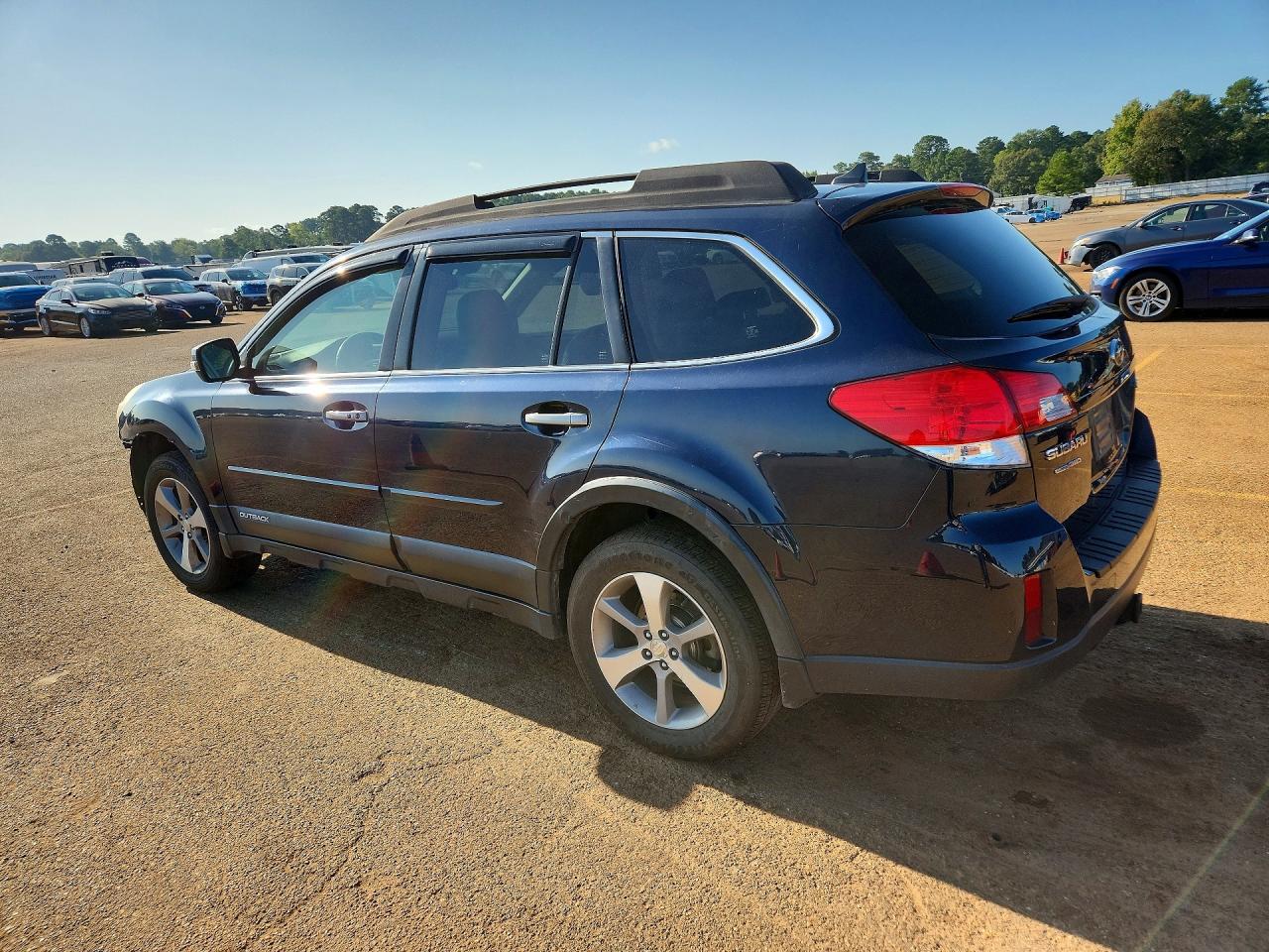 2014 Subaru Outback 2.5i Limited Blue vin: 4S4BRCPCXE3269463