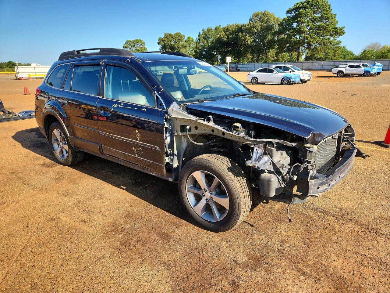 2014 Subaru Outback 2.5i Limited Blue vin: 4S4BRCPCXE3269463