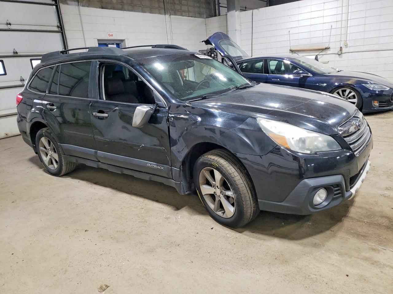 2013 Subaru Outback 2.5i Limited Черный vin: 4S4BRCSC4D3286720