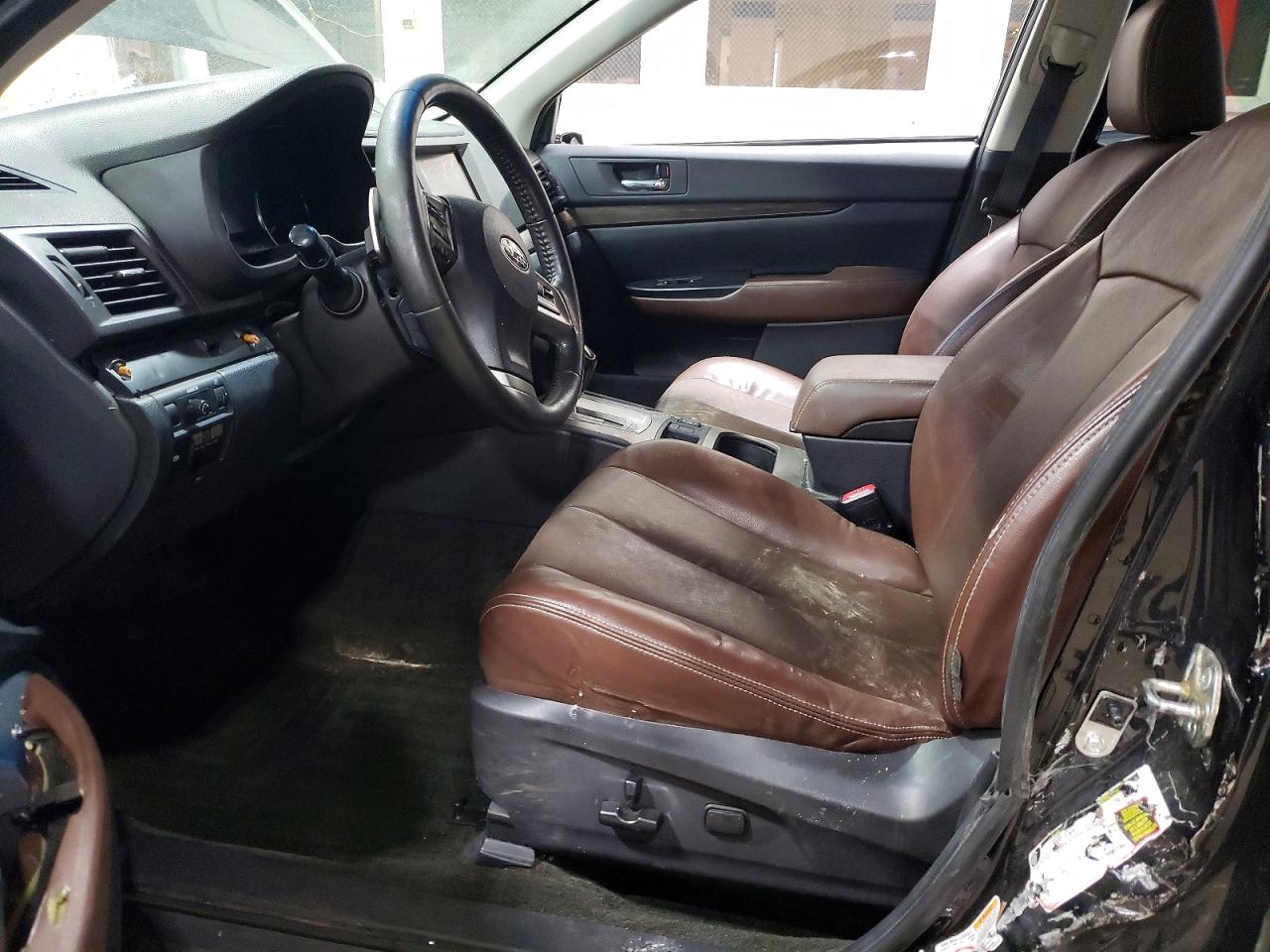 2013 Subaru Outback 2.5i Limited Черный vin: 4S4BRCSC4D3286720