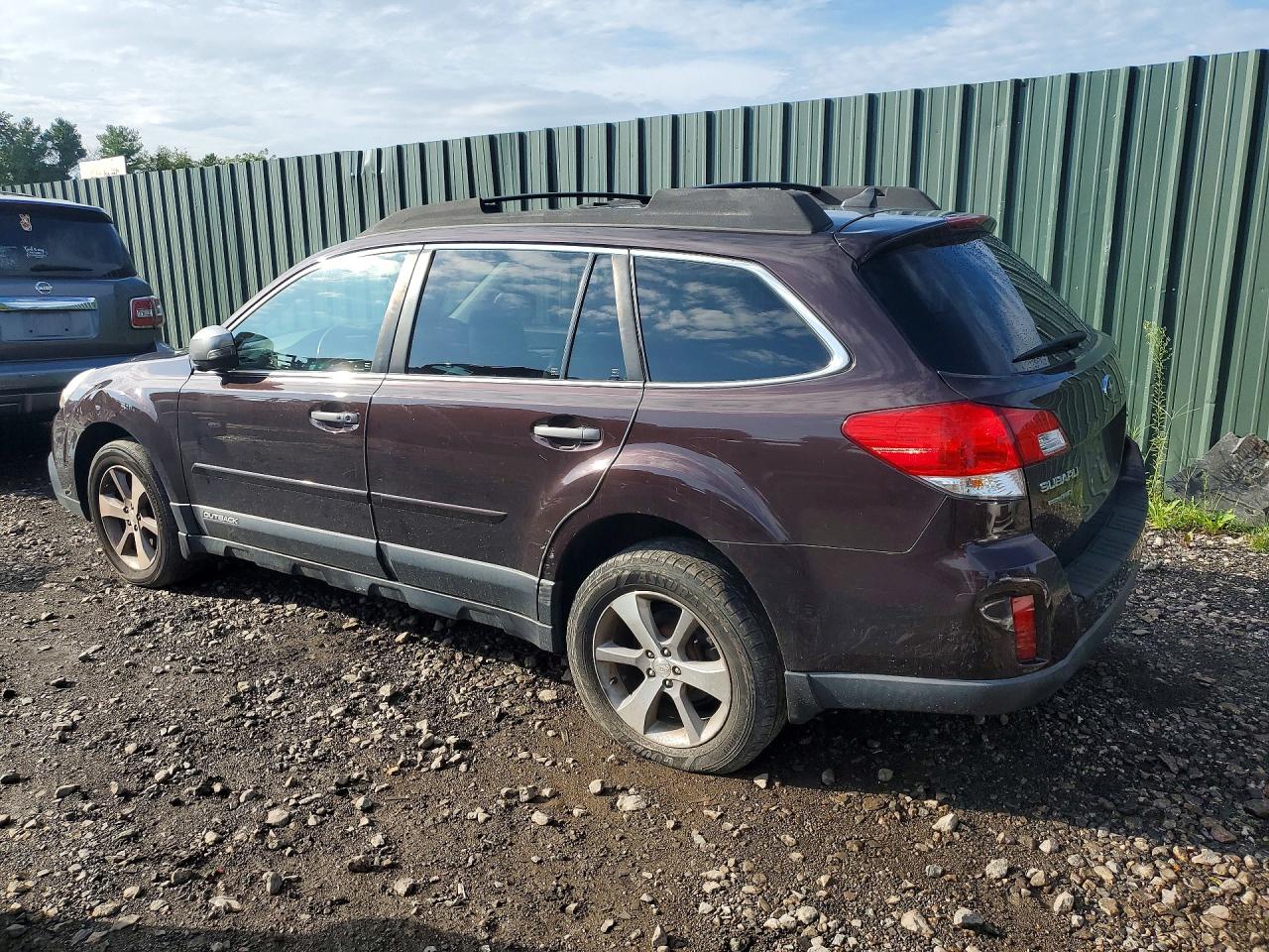 2013 Subaru Outback 2.5i Limited Brown vin: 4S4BRCSC8D3248827