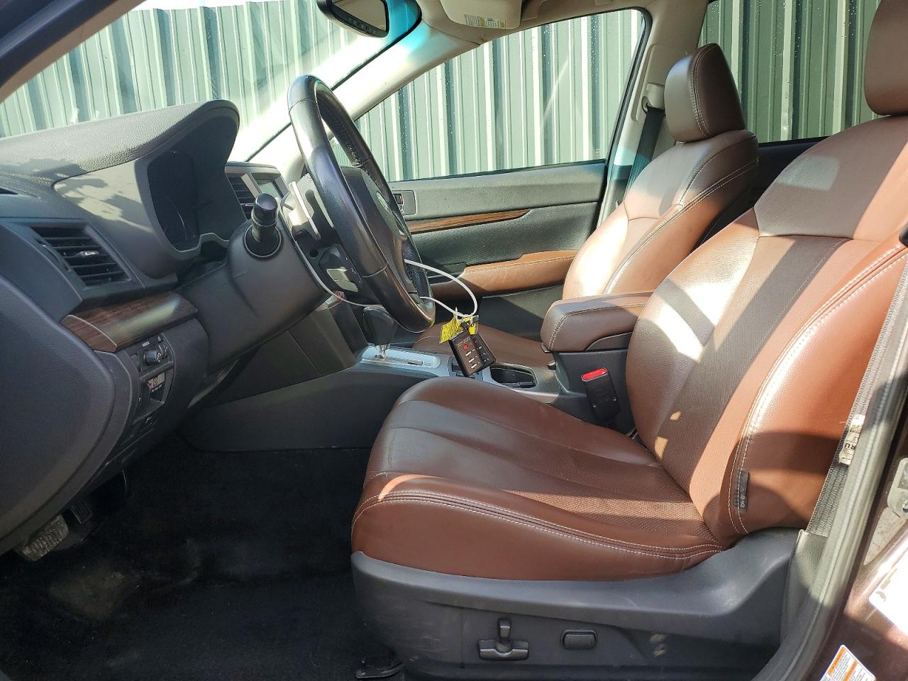 2013 Subaru Outback 2.5i Limited Brown vin: 4S4BRCSC8D3248827