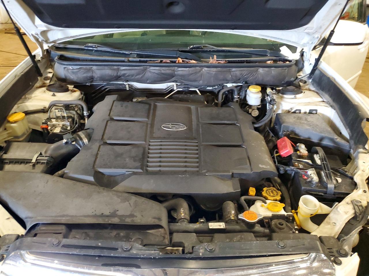 2011 Subaru Outback 3.6r White vin: 4S4BRDAC1B2443176