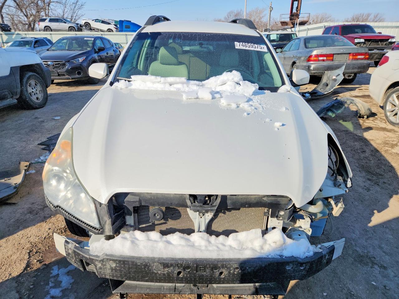2011 Subaru Outback 3.6r White vin: 4S4BRDAC6B2378177