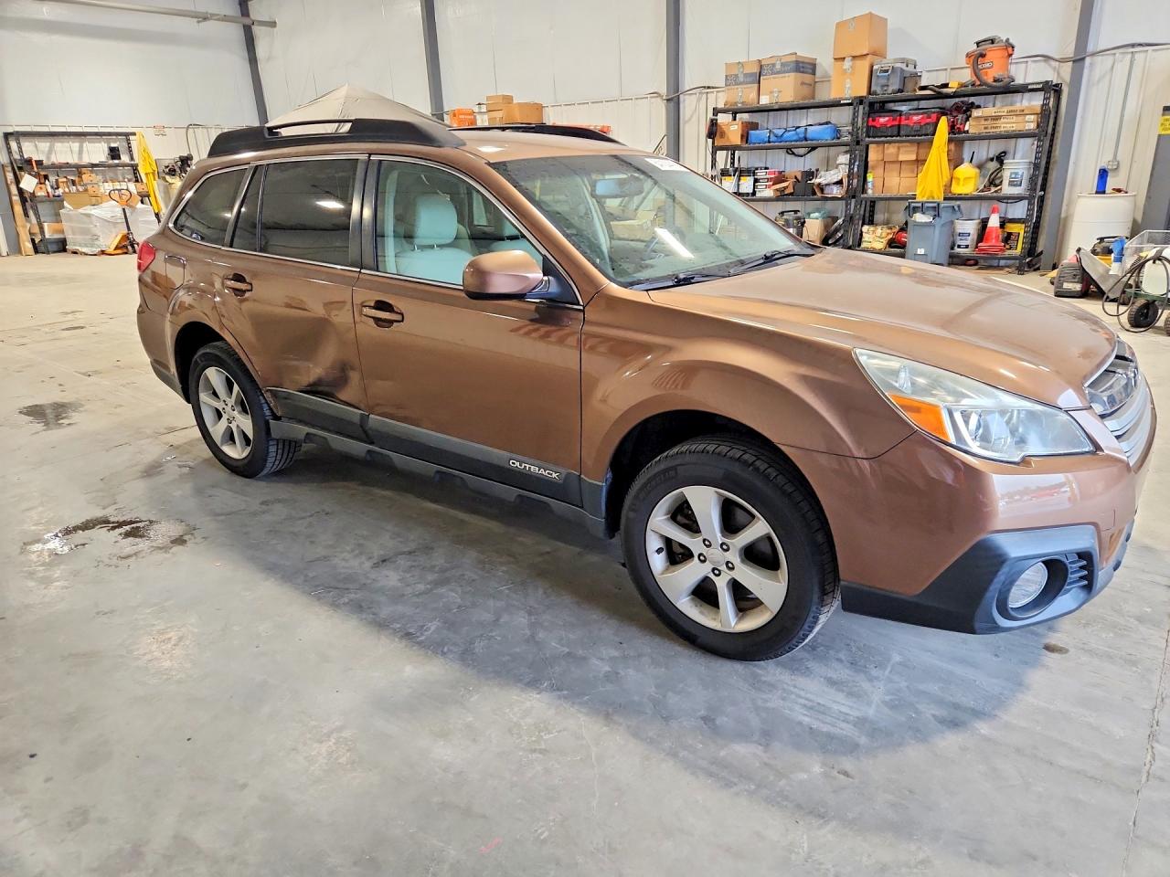 2013 Subaru Outback 3.6r Желто-коричневый vin: 4S4BRDAC9D2275886