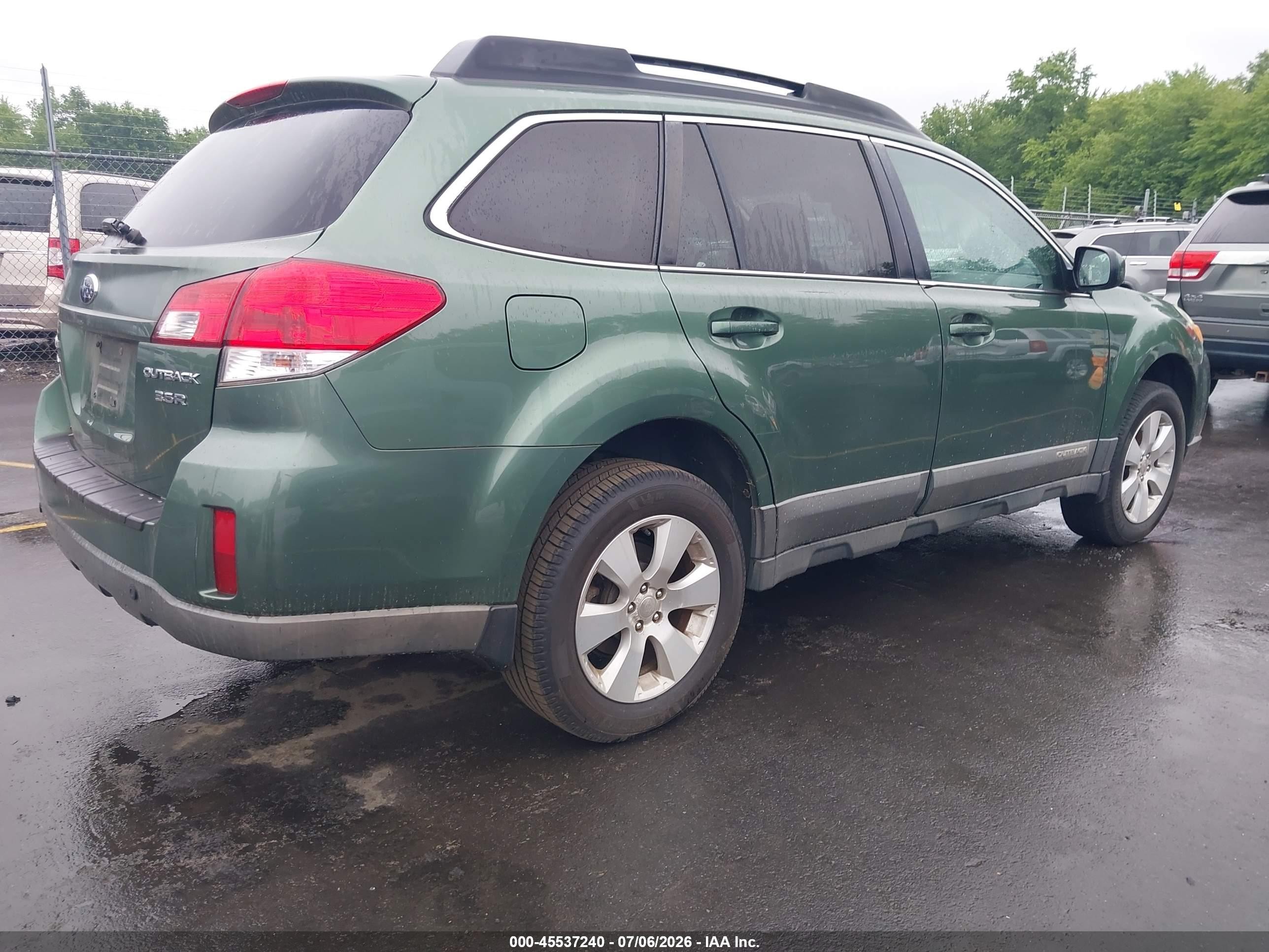 2010 Subaru Outback 3.6r Premium Green vin: 4S4BRDCC2A2369858