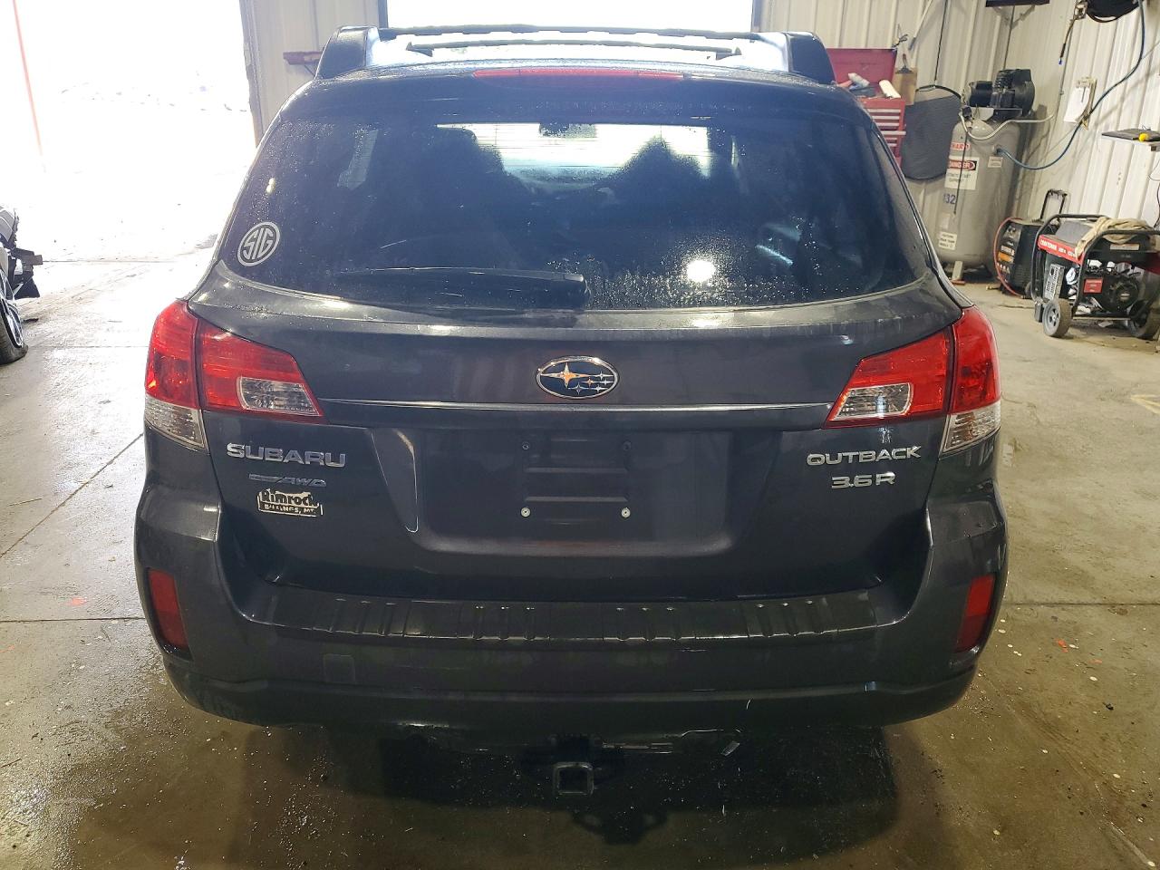 2010 Subaru Outback Charcoal vin: 4S4BRDGC2A2372513