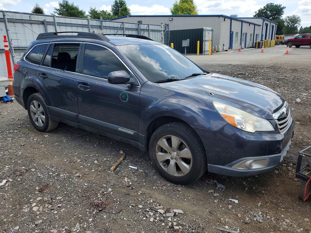 2010 Subaru Outback 3.6r Premium Charcoal vin: 4S4BRDGC5A2326660