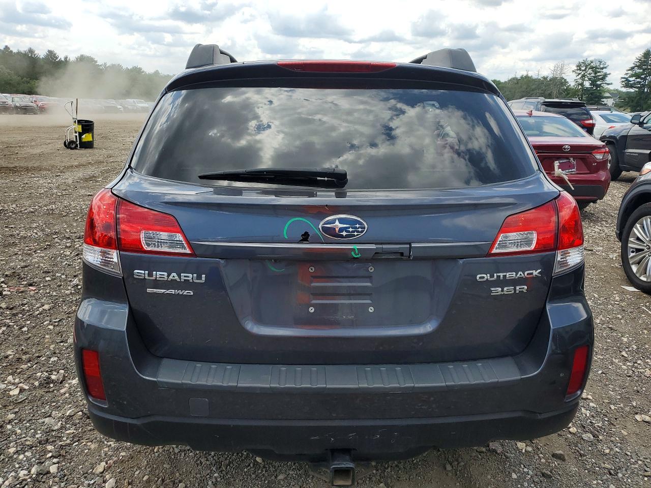 2010 Subaru Outback 3.6r Premium Charcoal vin: 4S4BRDGC5A2326660