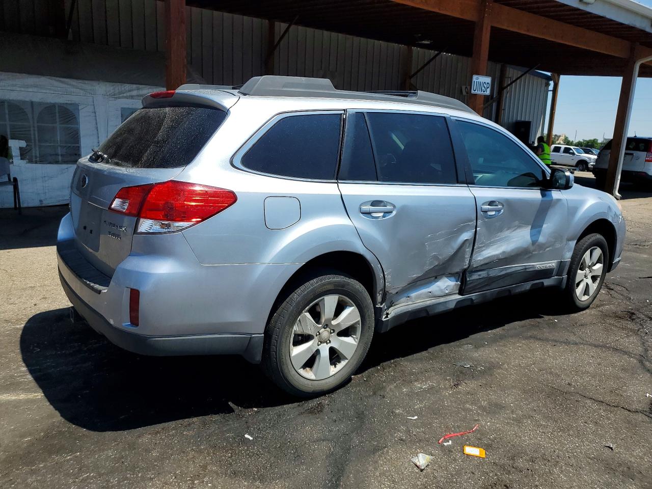 2012 Subaru Outback 3.6r Premium Silver vin: 4S4BRDGC9C2242294