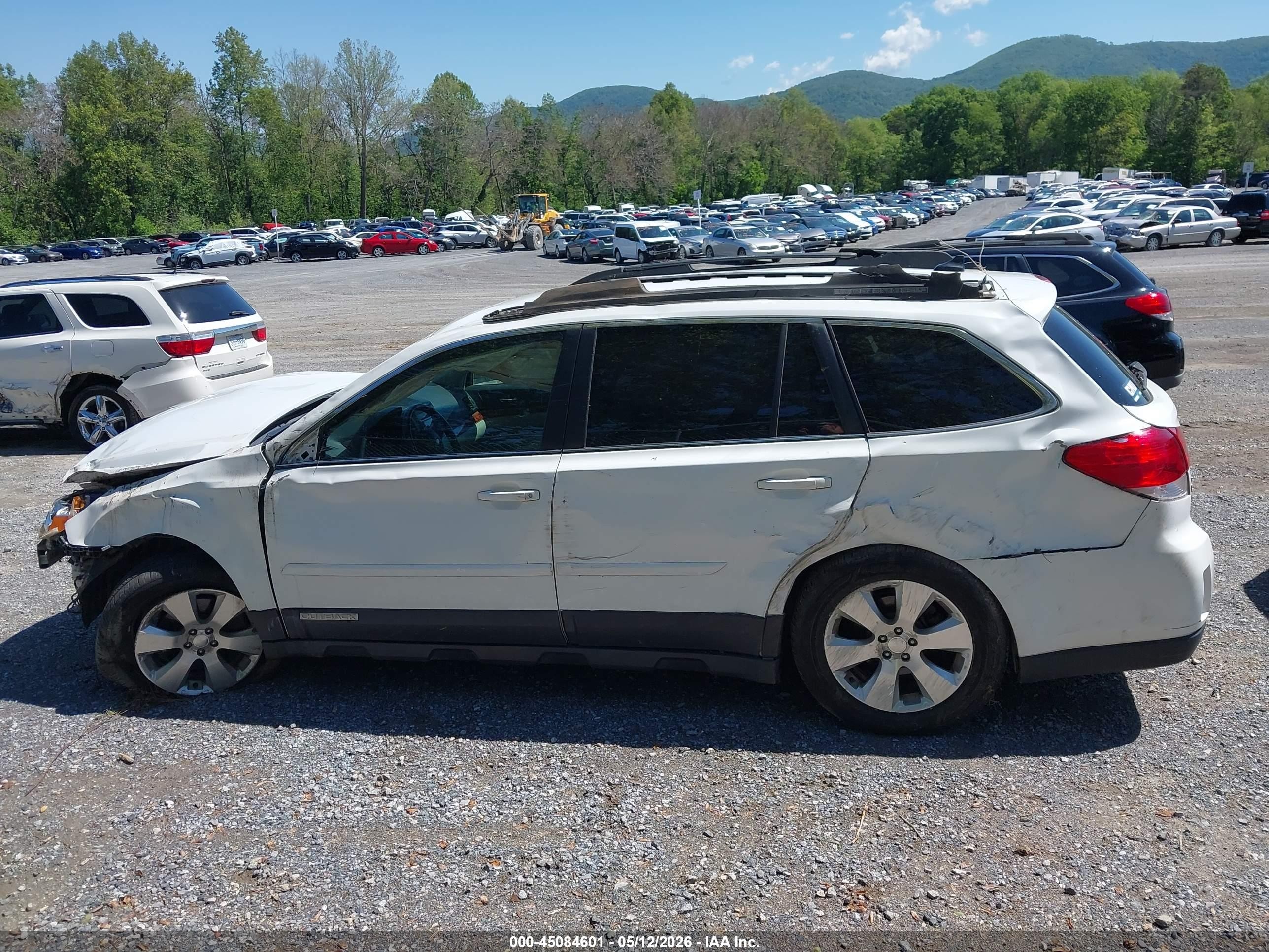 2011 Subaru Outback 3.6r Limited Белый vin: 4S4BRDJC0B2422075