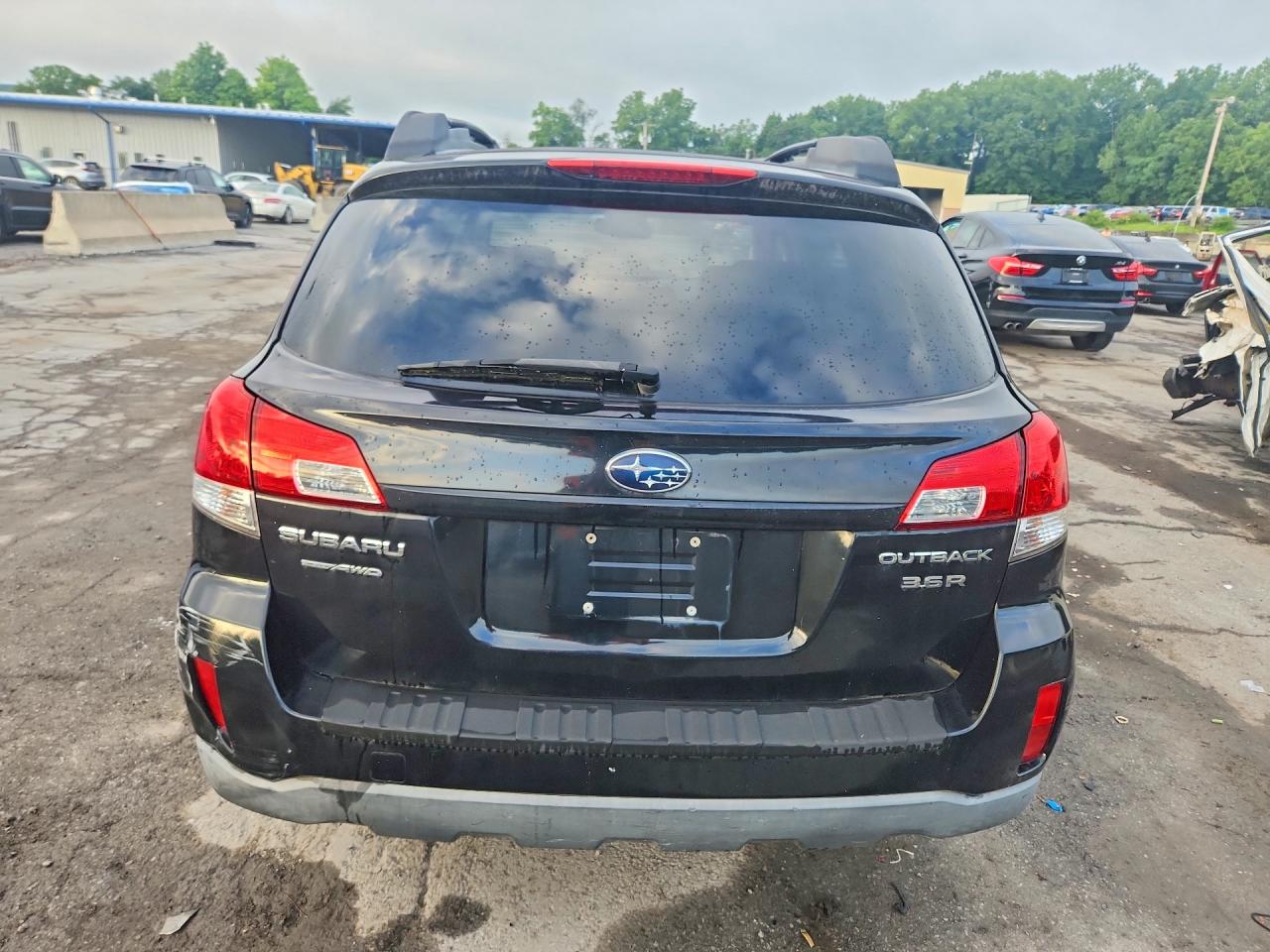 2010 Subaru Outback 3.6r Limited Black vin: 4S4BRDJC1A2366968