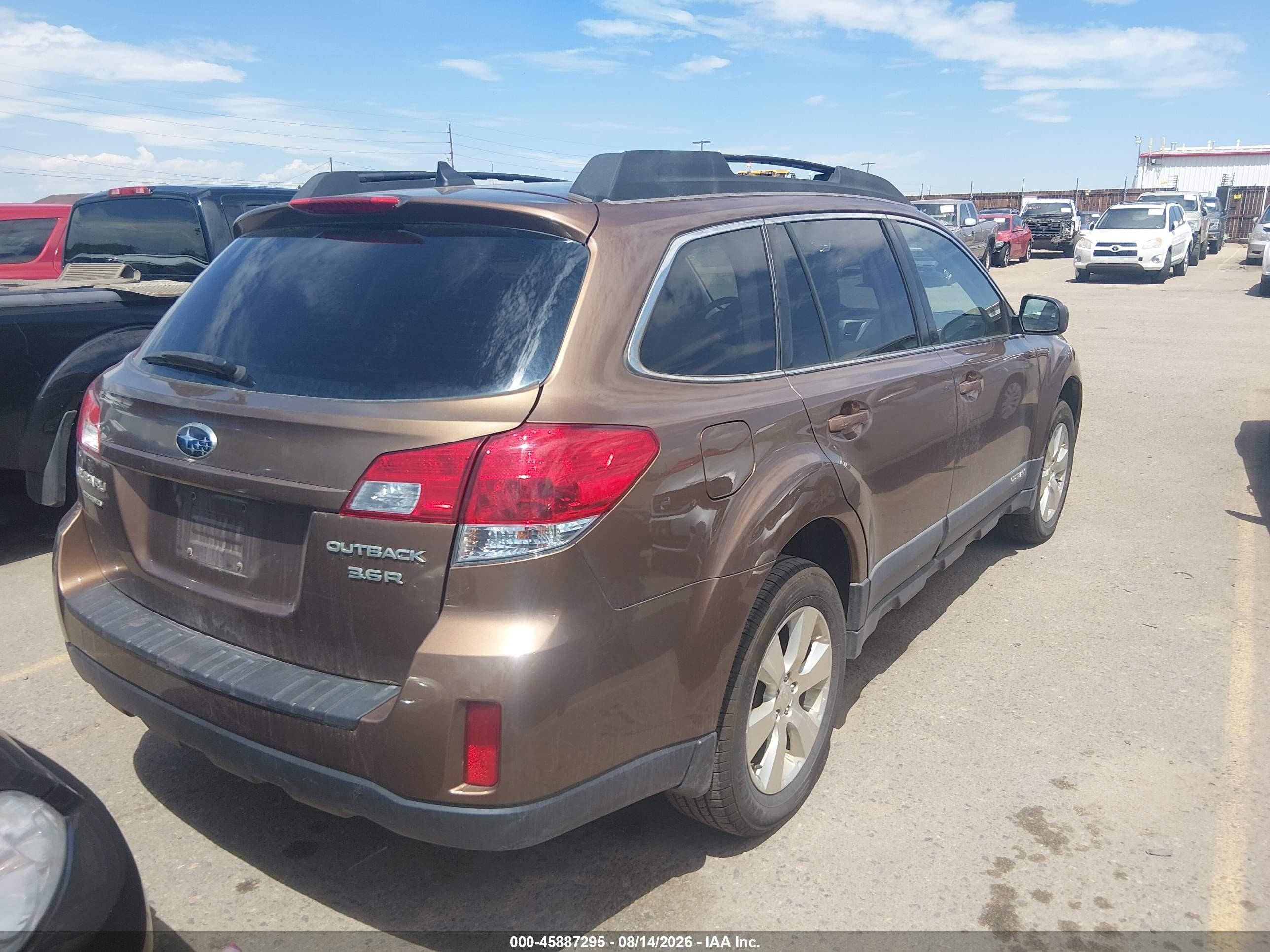 2011 Subaru Outback 3.6r Limited Brown vin: 4S4BRDJC2B2362476