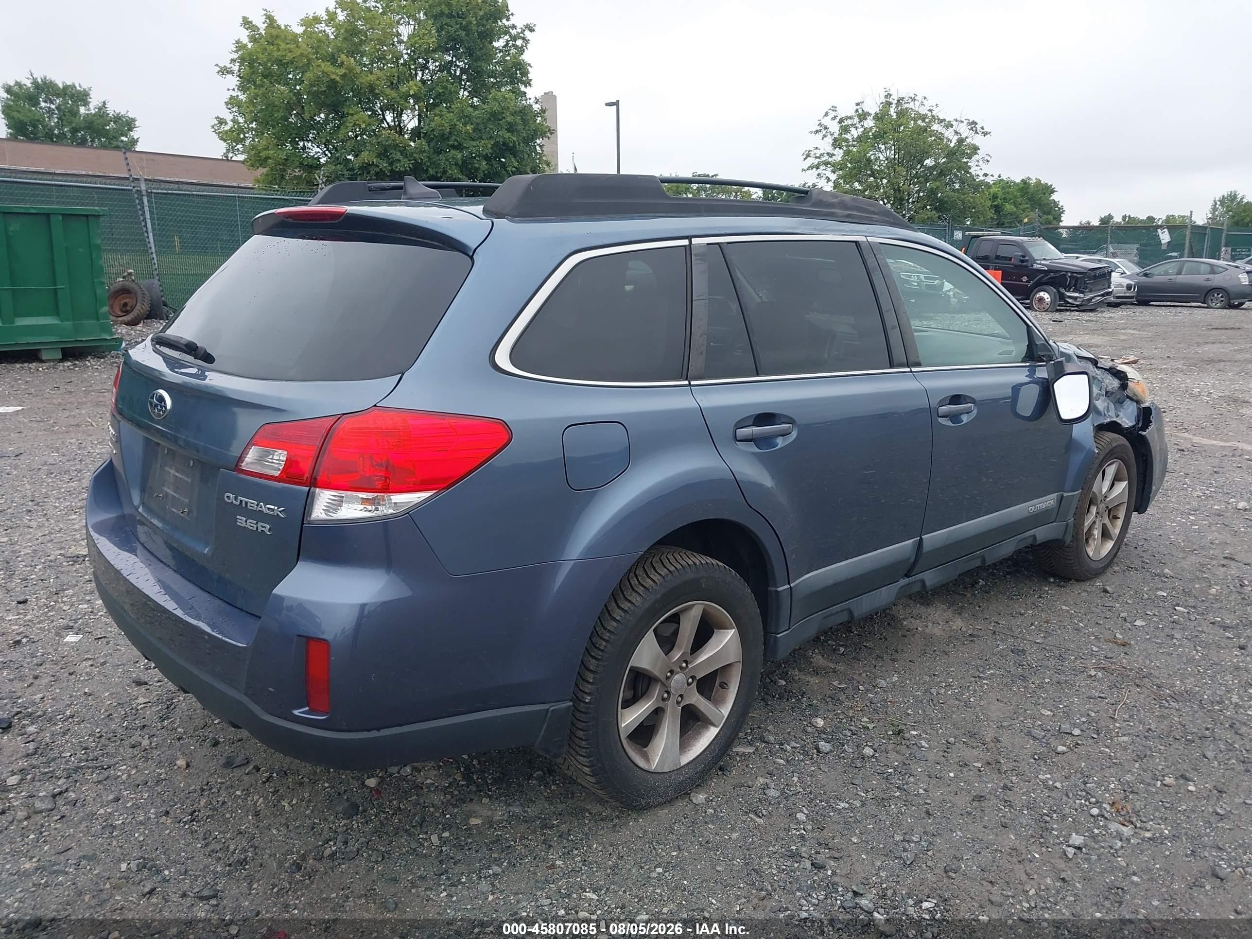 2013 Subaru Outback 3.6r Limited Blue vin: 4S4BRDJC3D2282381