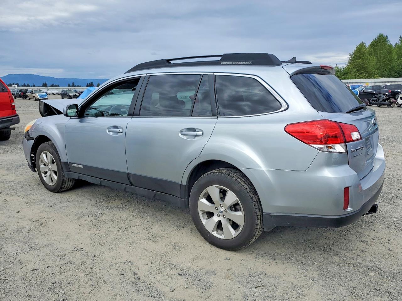 2012 Subaru Outback 3.6r Limited Серебряный vin: 4S4BRDJC7C2261872