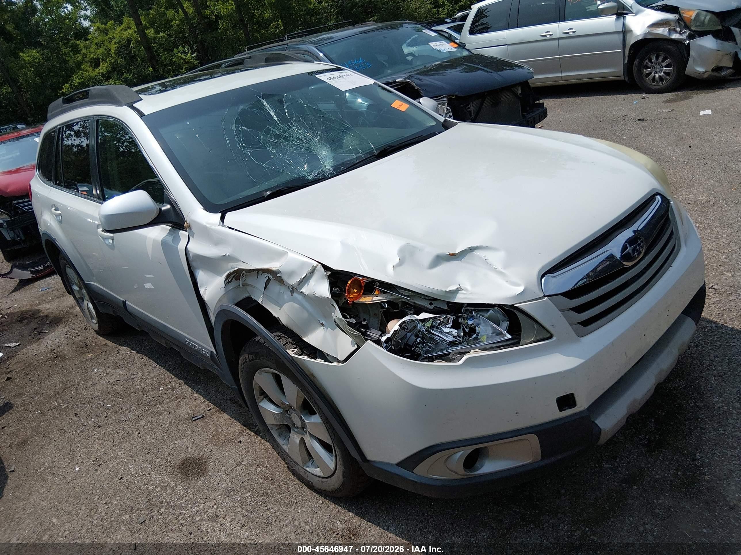 2010 Subaru Outback 3.6r Limited White vin: 4S4BRDKC0A2315685