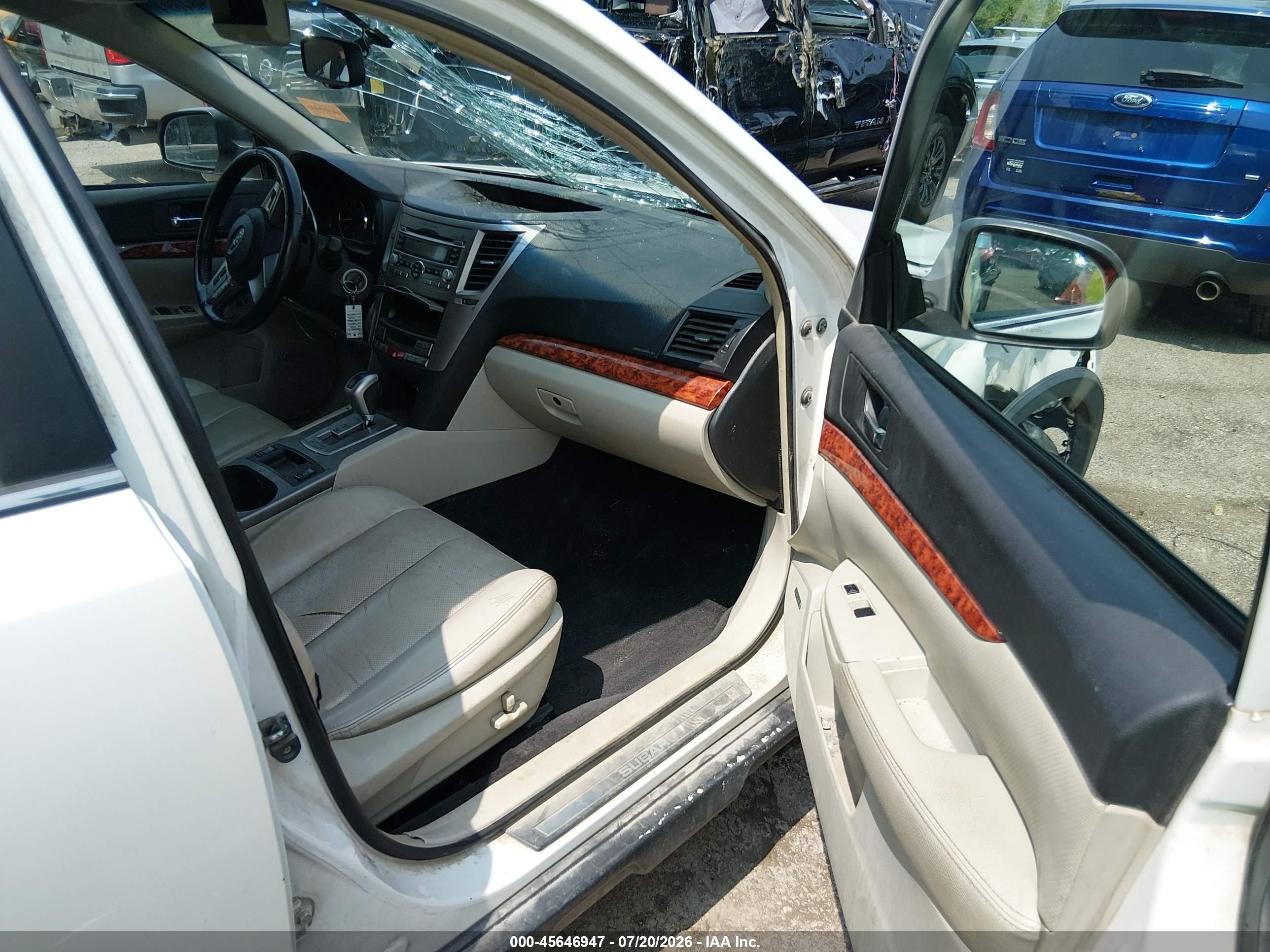 2010 Subaru Outback 3.6r Limited White vin: 4S4BRDKC0A2315685