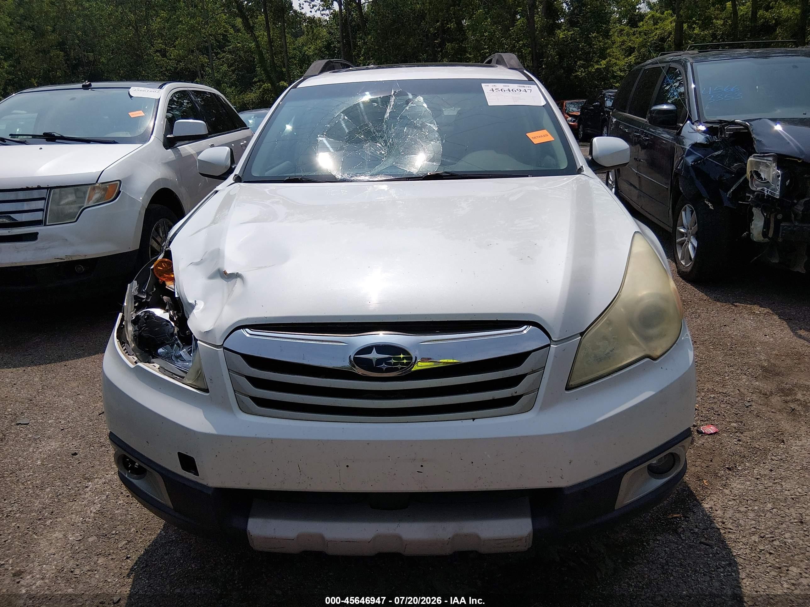 2010 Subaru Outback 3.6r Limited White vin: 4S4BRDKC0A2315685