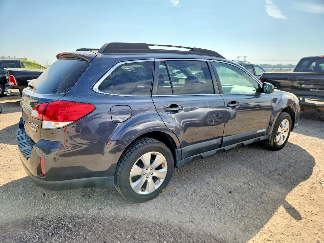 2010 Subaru Outback 3.6r Limited Gray vin: 4S4BRDKC0A2377071