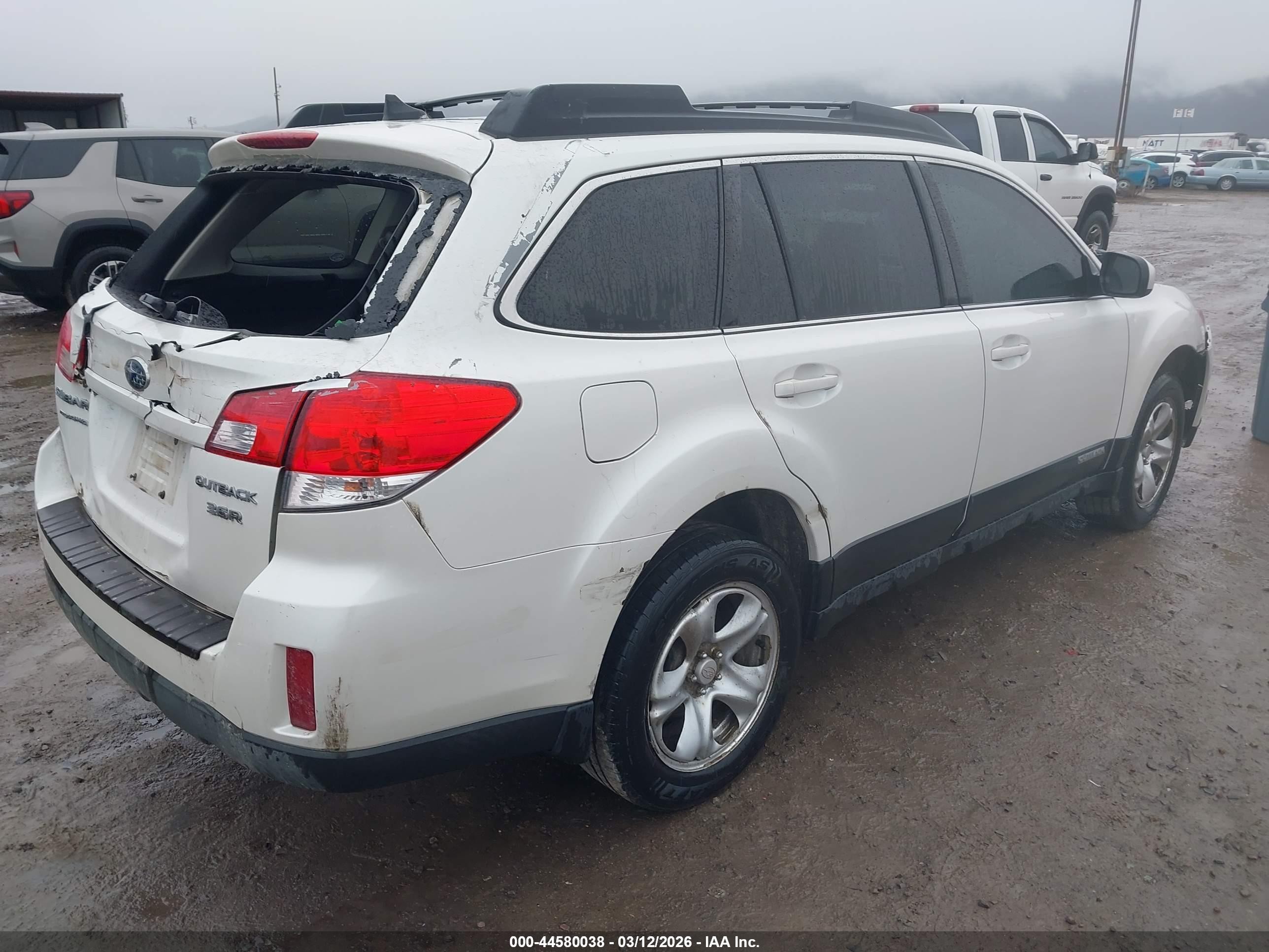 2011 Subaru Outback 3.6r Limited White vin: 4S4BRDKC0B2386791