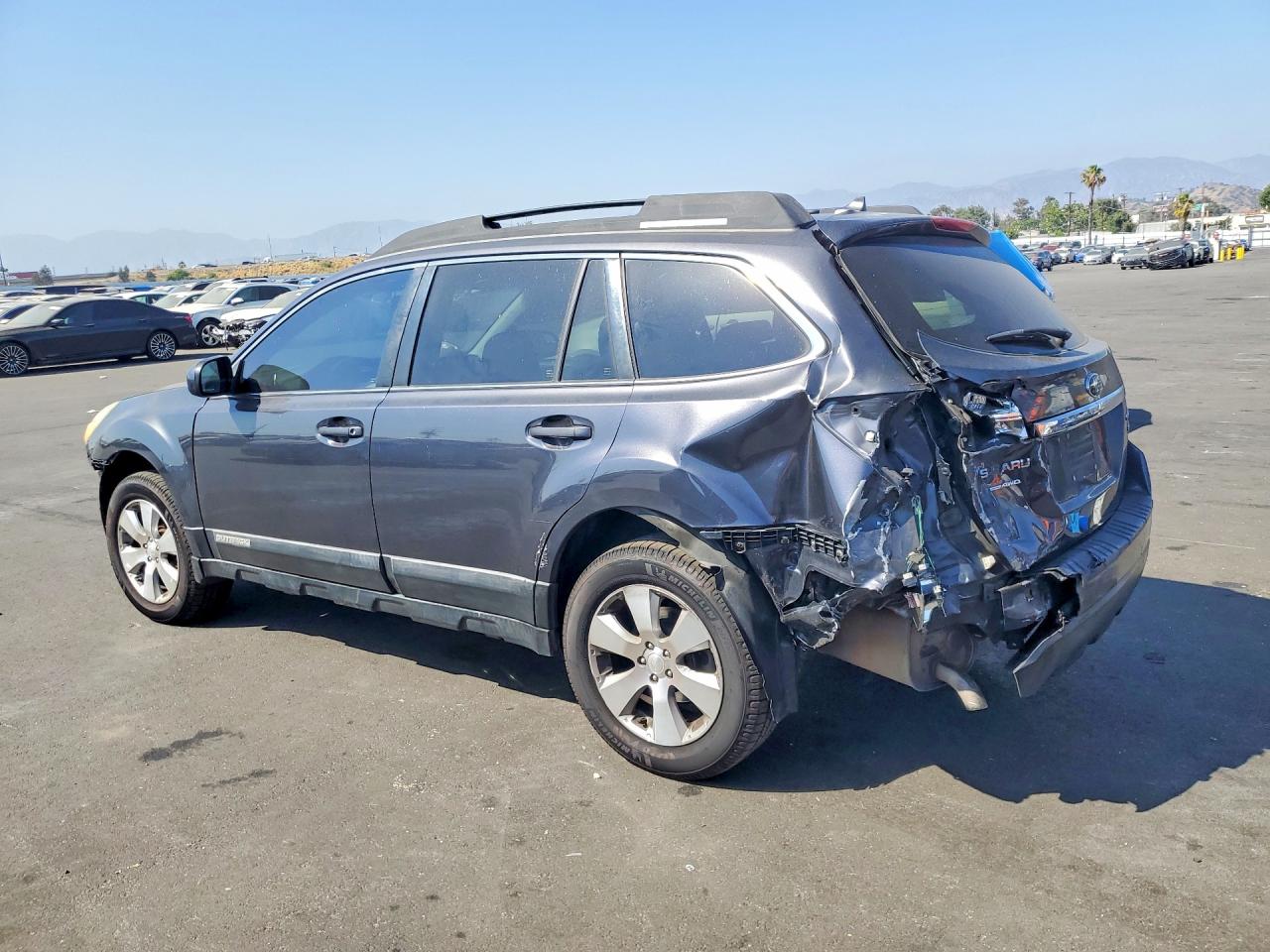2011 Subaru Outback 3.6r Limited Gray vin: 4S4BRDKC1B2407714
