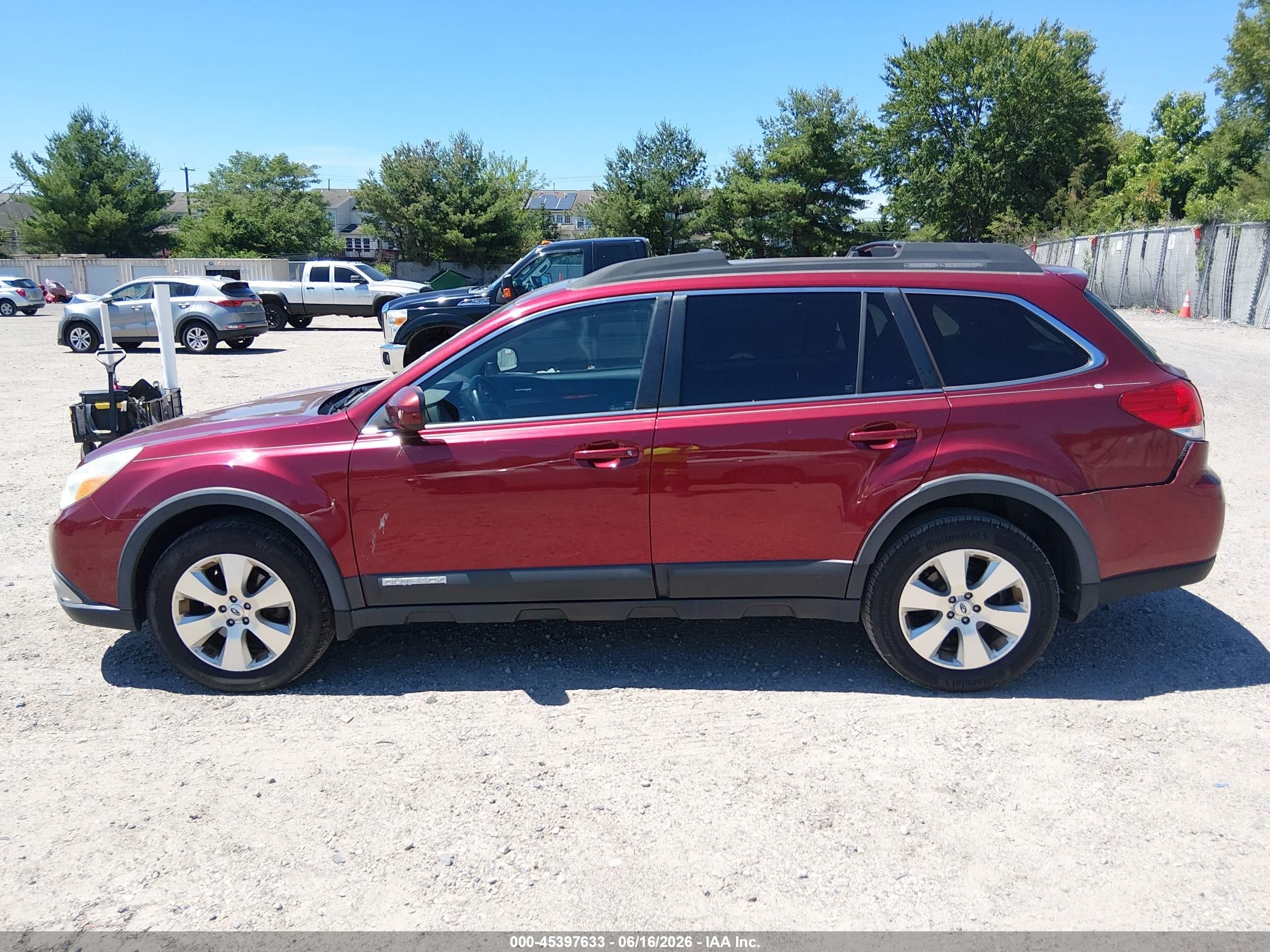 2012 Subaru Outback 3.6r Limited Burgundy vin: 4S4BRDKC1C2224914