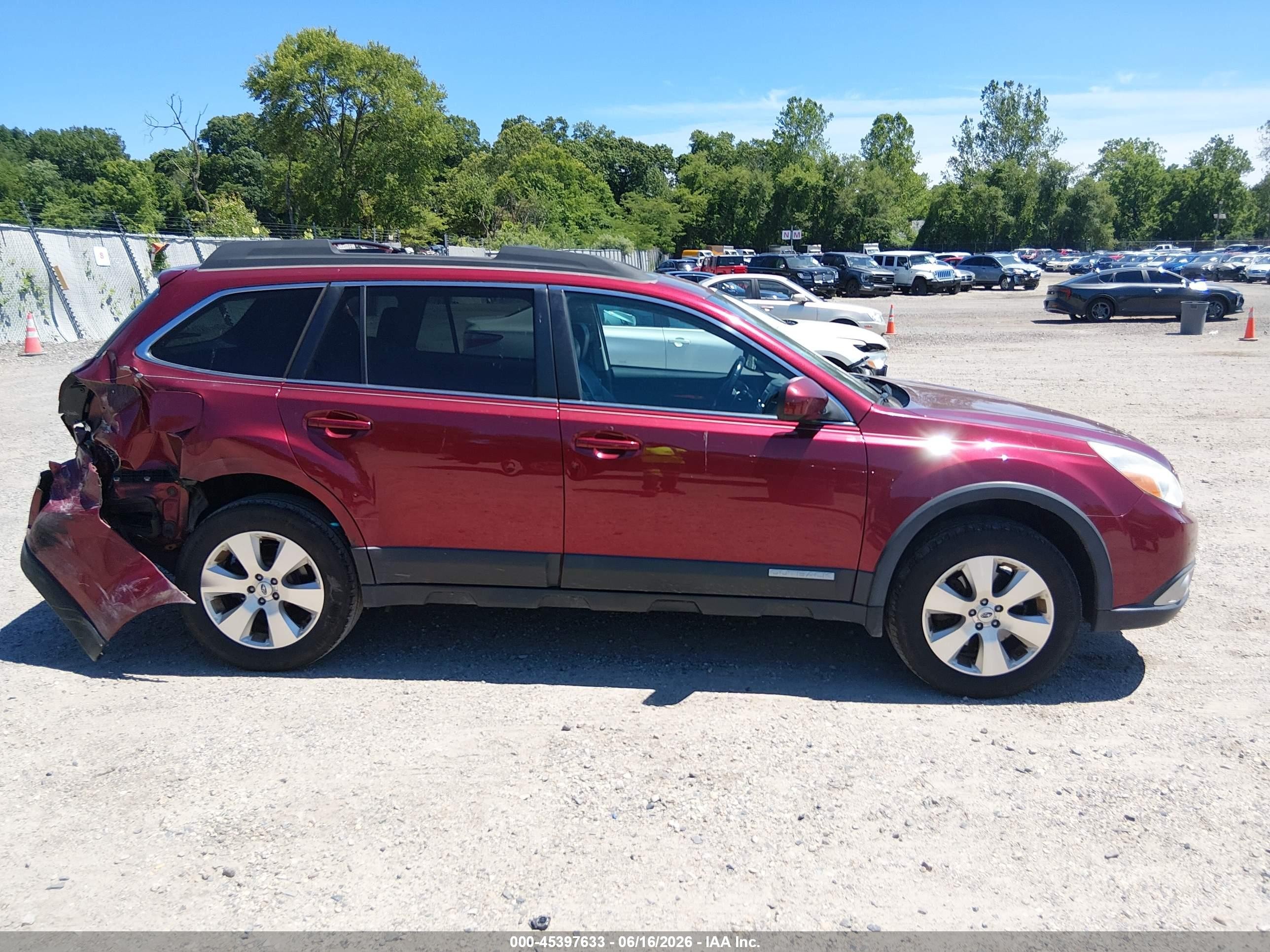 2012 Subaru Outback 3.6r Limited Burgundy vin: 4S4BRDKC1C2224914