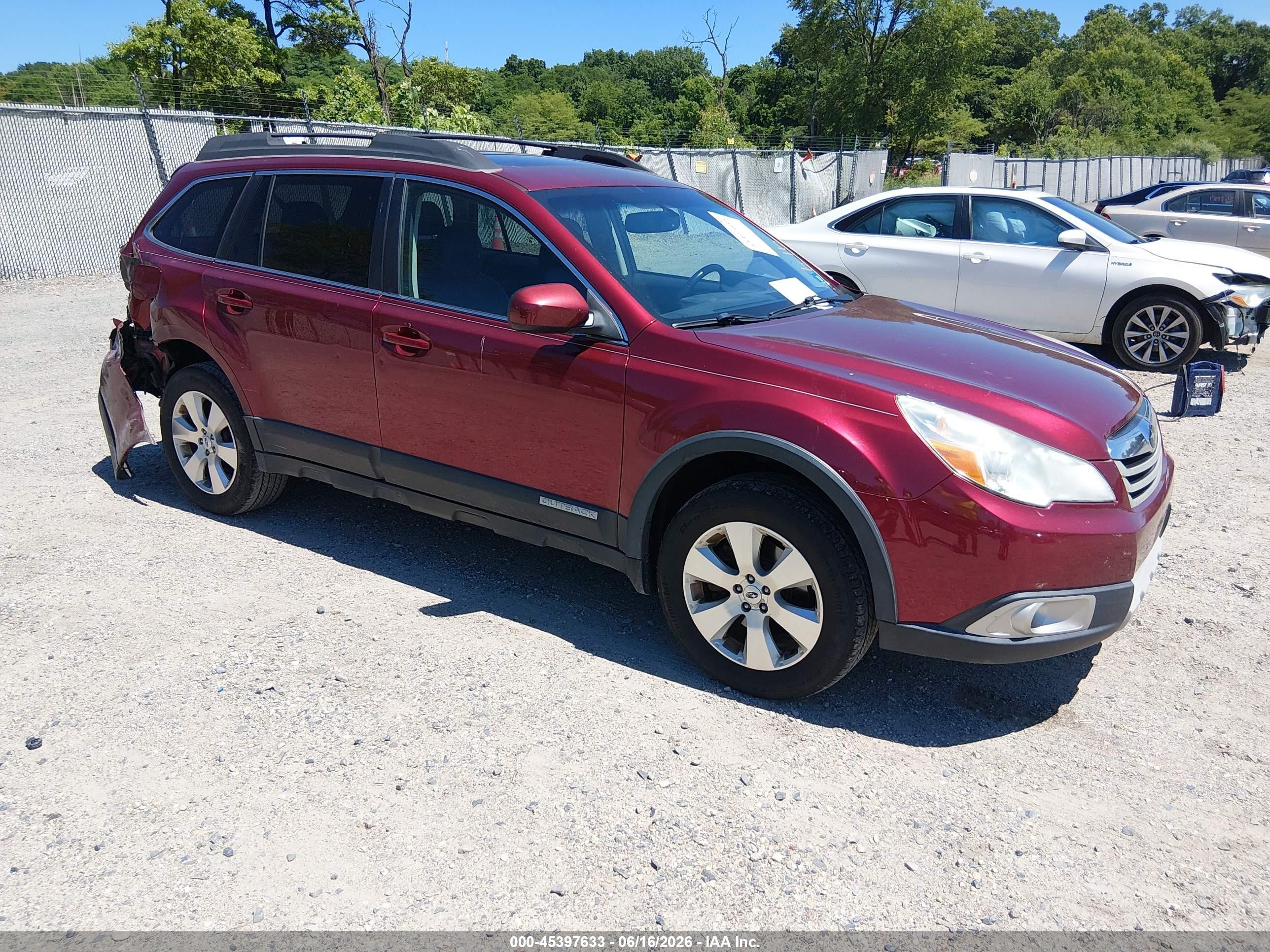 2012 Subaru Outback 3.6r Limited Burgundy vin: 4S4BRDKC1C2224914