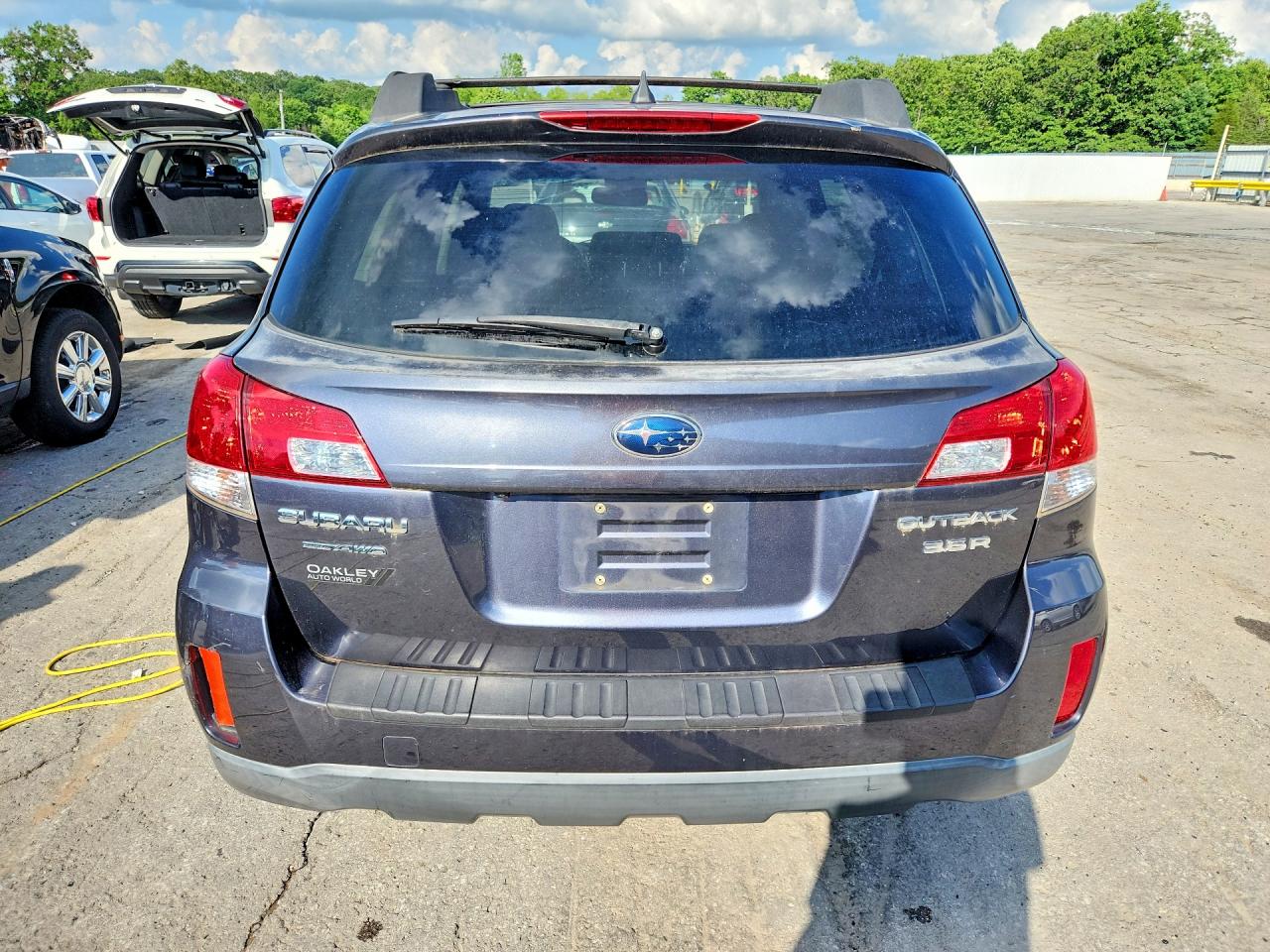 2012 Subaru Outback 3.6r Limited Угольный vin: 4S4BRDKC1C2287625
