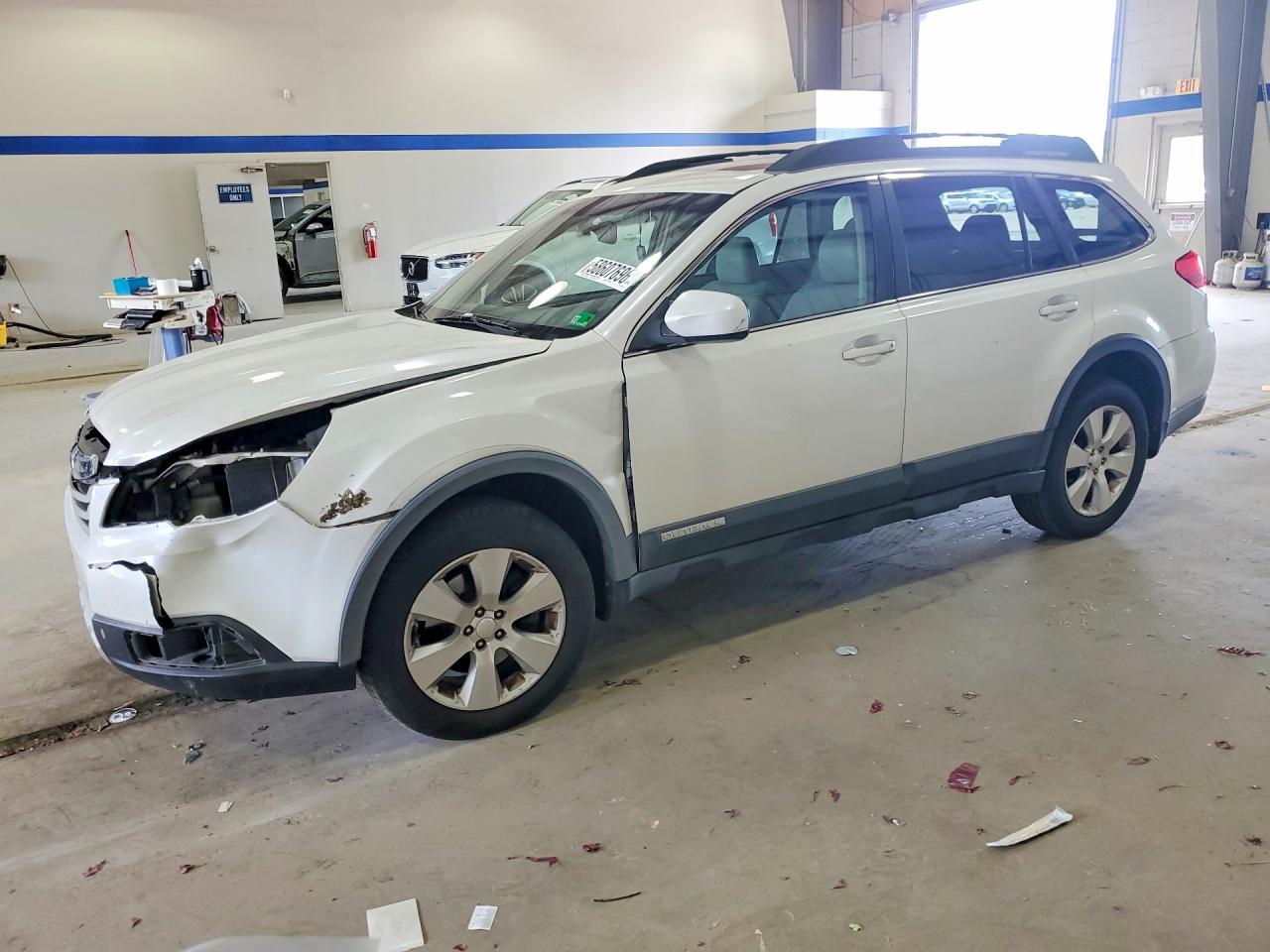 2011 Subaru Outback 3.6r Limited White vin: 4S4BRDKC2B2381298