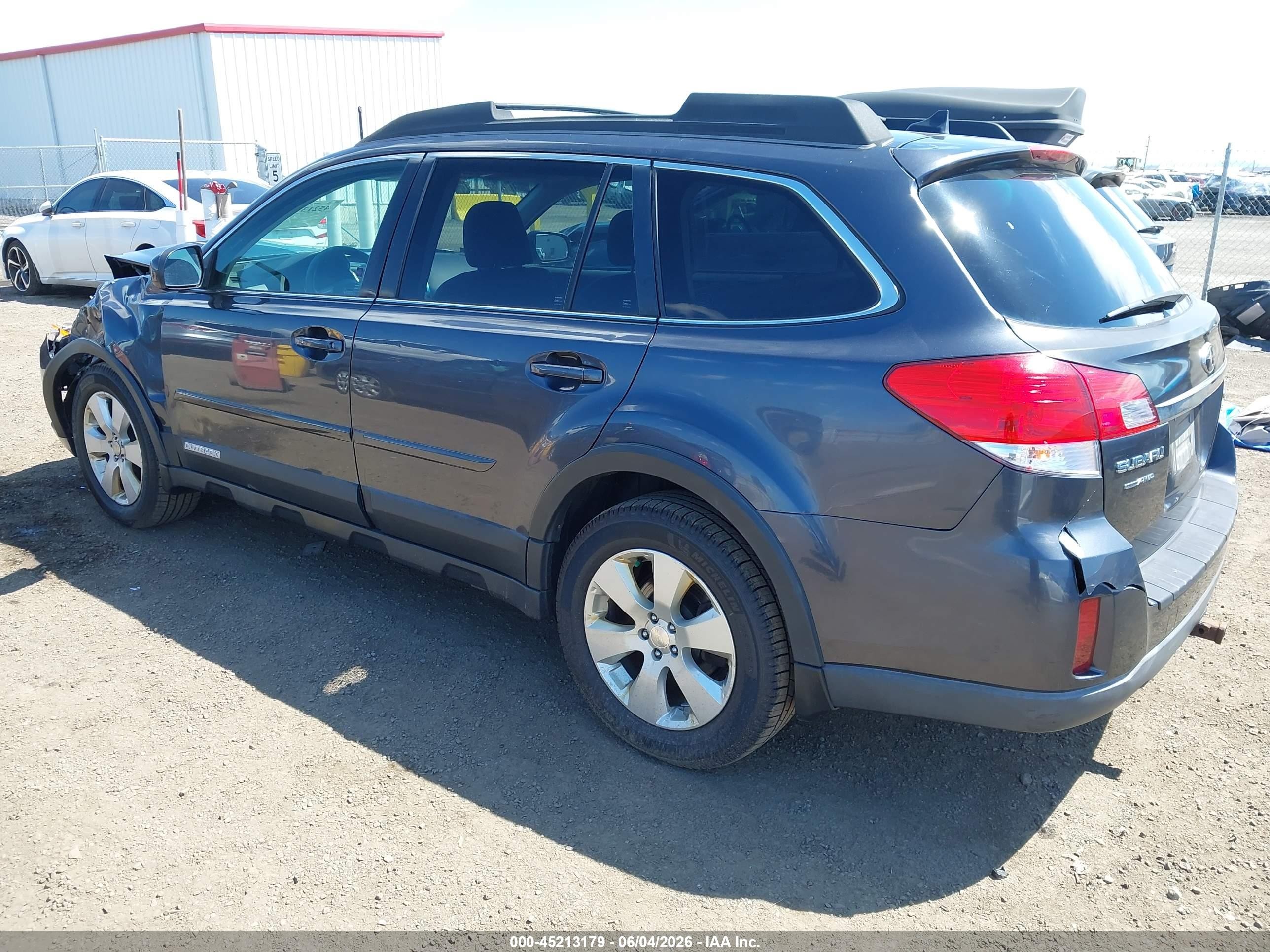 2011 Subaru Outback 3.6r Limited Gray vin: 4S4BRDKC2B2411738
