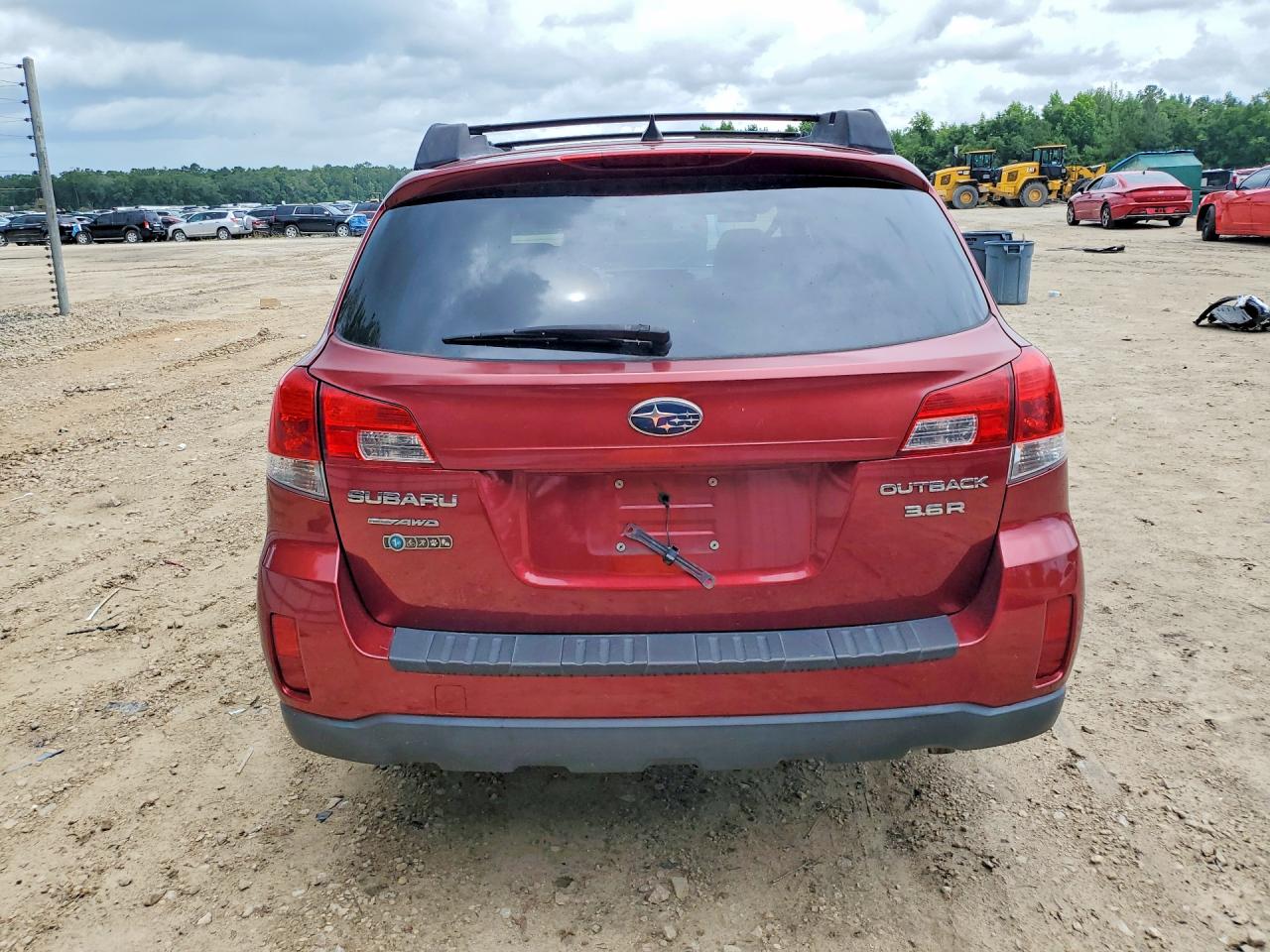 2014 Subaru Outback 3.6r Limited Burgundy vin: 4S4BRDKC2E2202813