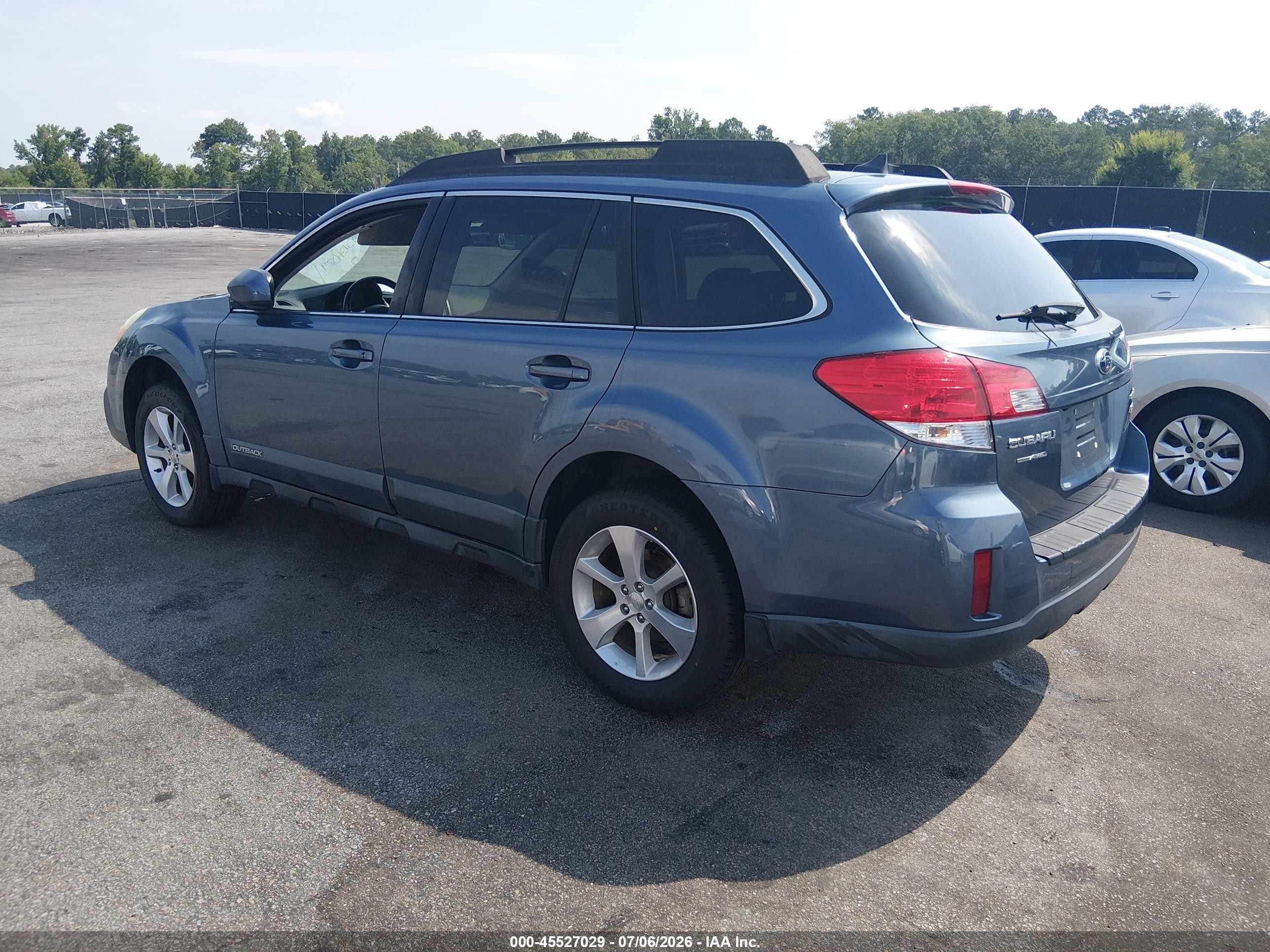 2013 Subaru Outback 3.6r Limited Blue vin: 4S4BRDKC3D2244602