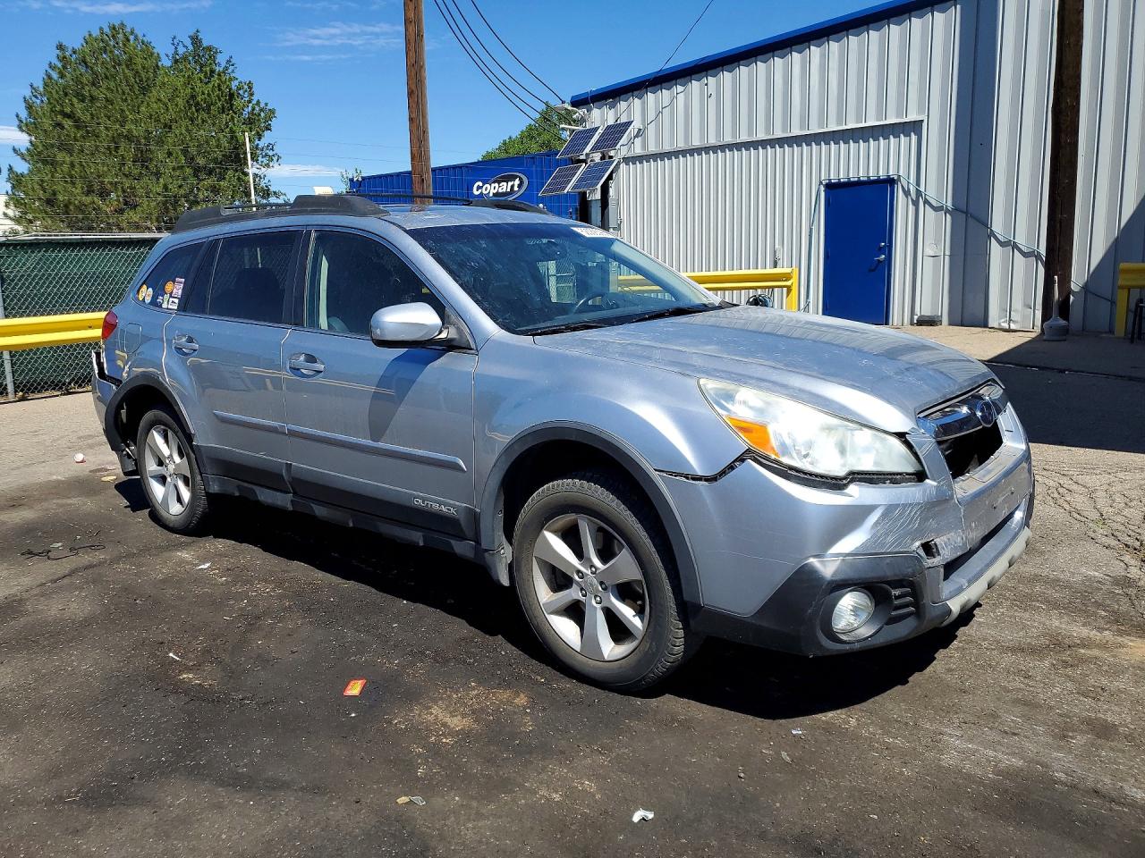 2013 Subaru Outback 3.6r Limited Silver vin: 4S4BRDKC5D2208037