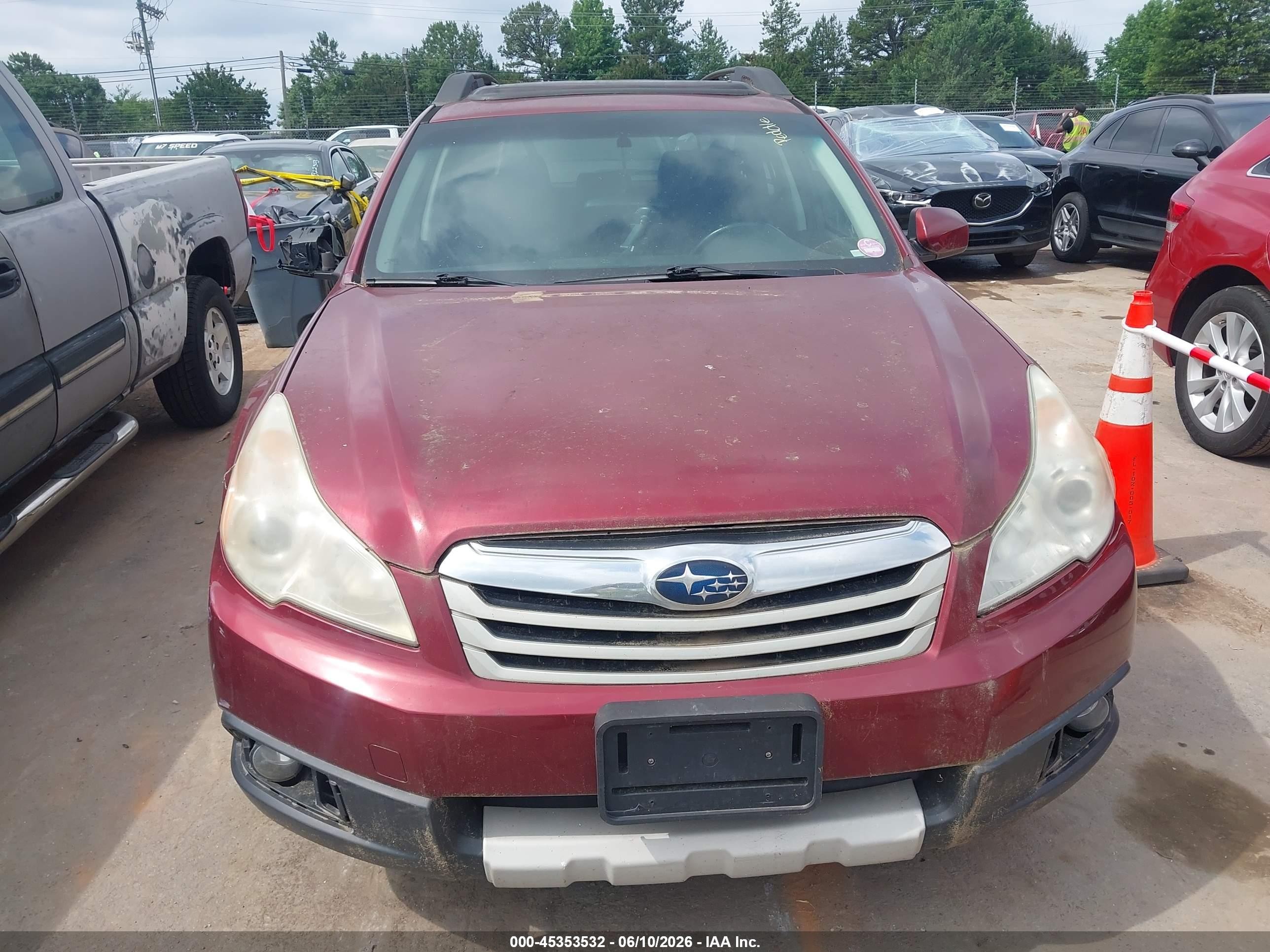 2012 Subaru Outback 3.6r Limited Burgundy vin: 4S4BRDKC6C2242809