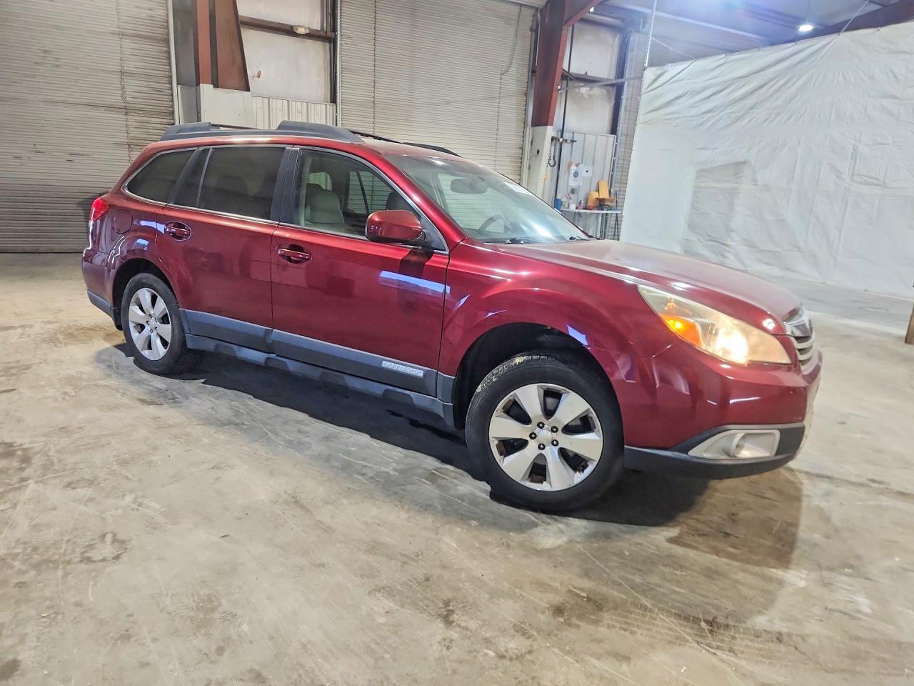 2011 Subaru Outback 3.6r Limited Red vin: 4S4BRDKC7B2399246